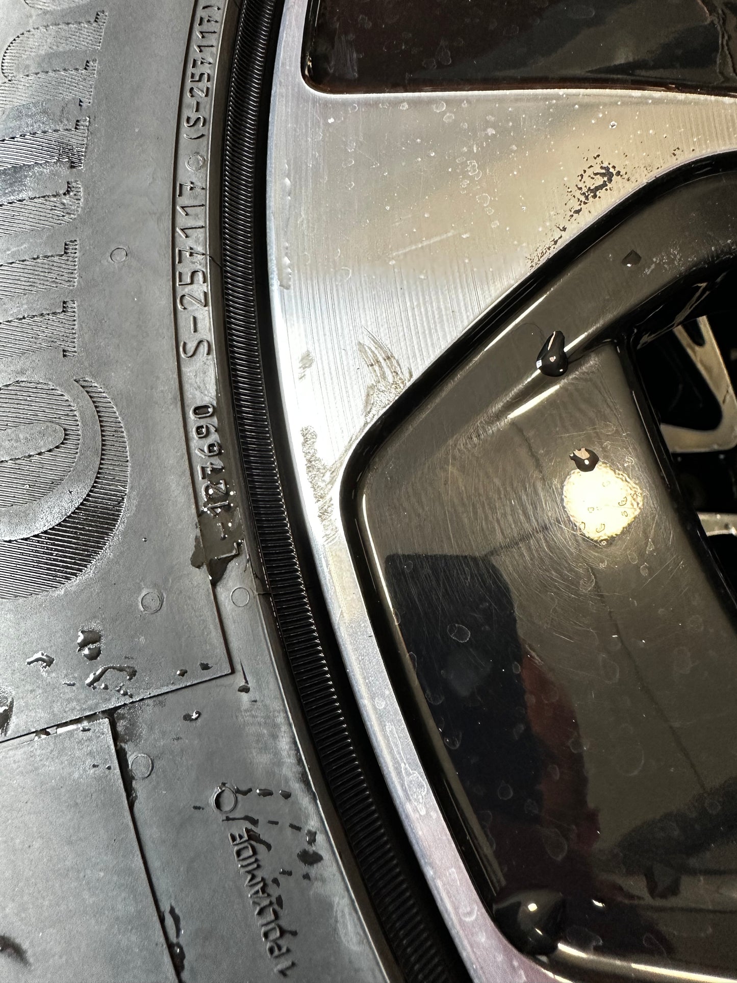 Mercedes E Klasse W214 19 Zoll Мерцедес E класа W214 245 45 19 цола зимен комплект зимни гуми