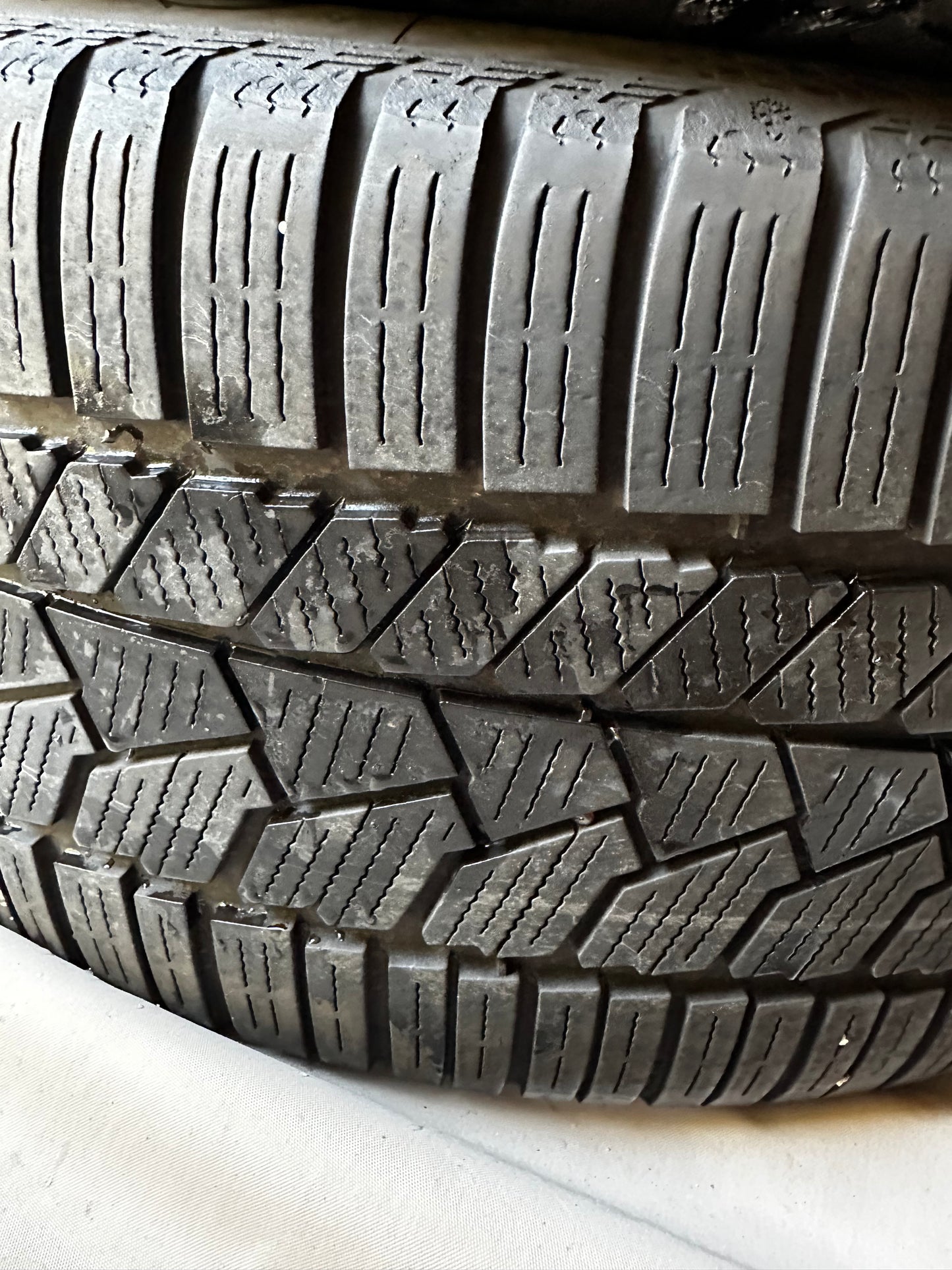 Mercedes E Klasse W214 19 Zoll Мерцедес E класа W214 245 45 19 цола зимен комплект зимни гуми