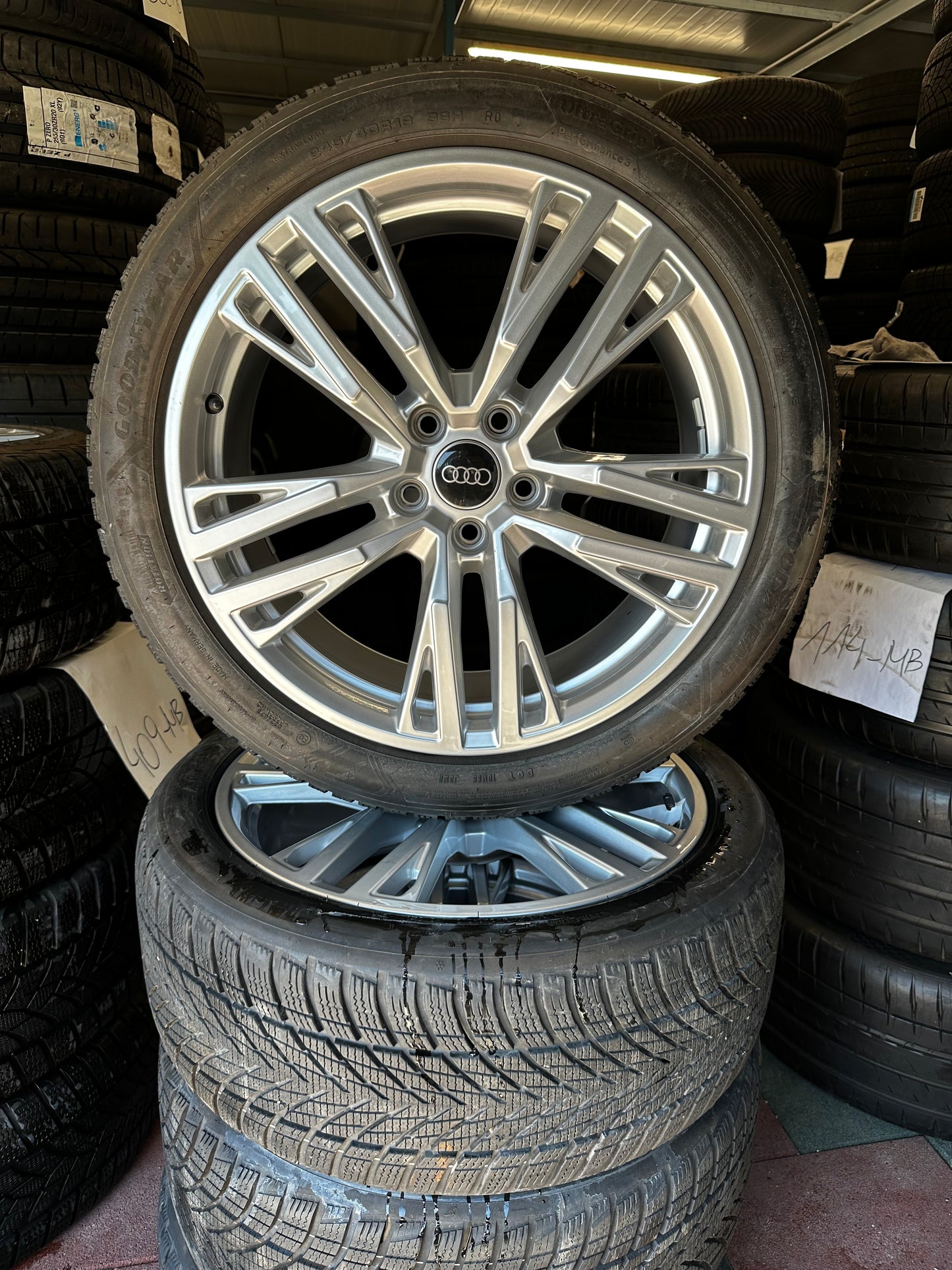 Audi A5 S5 S5 B10 FU 8B 19 Zoll Ауди А5 С5 Б10 Алуминиеви джанти 245 40 19 цола зимен комплект зимни Гуми