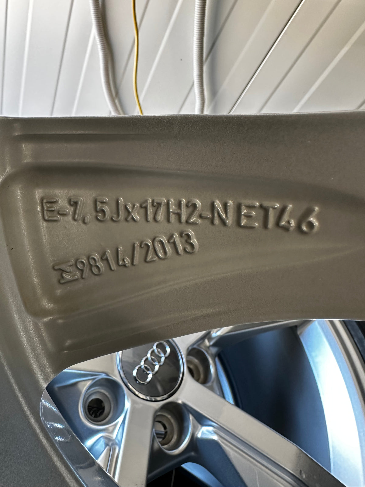 Audi A1 2 GB 17 Zoll Ауди А1 2 Алуминиеви джанти 17 цола зимен комплект зимни гуми