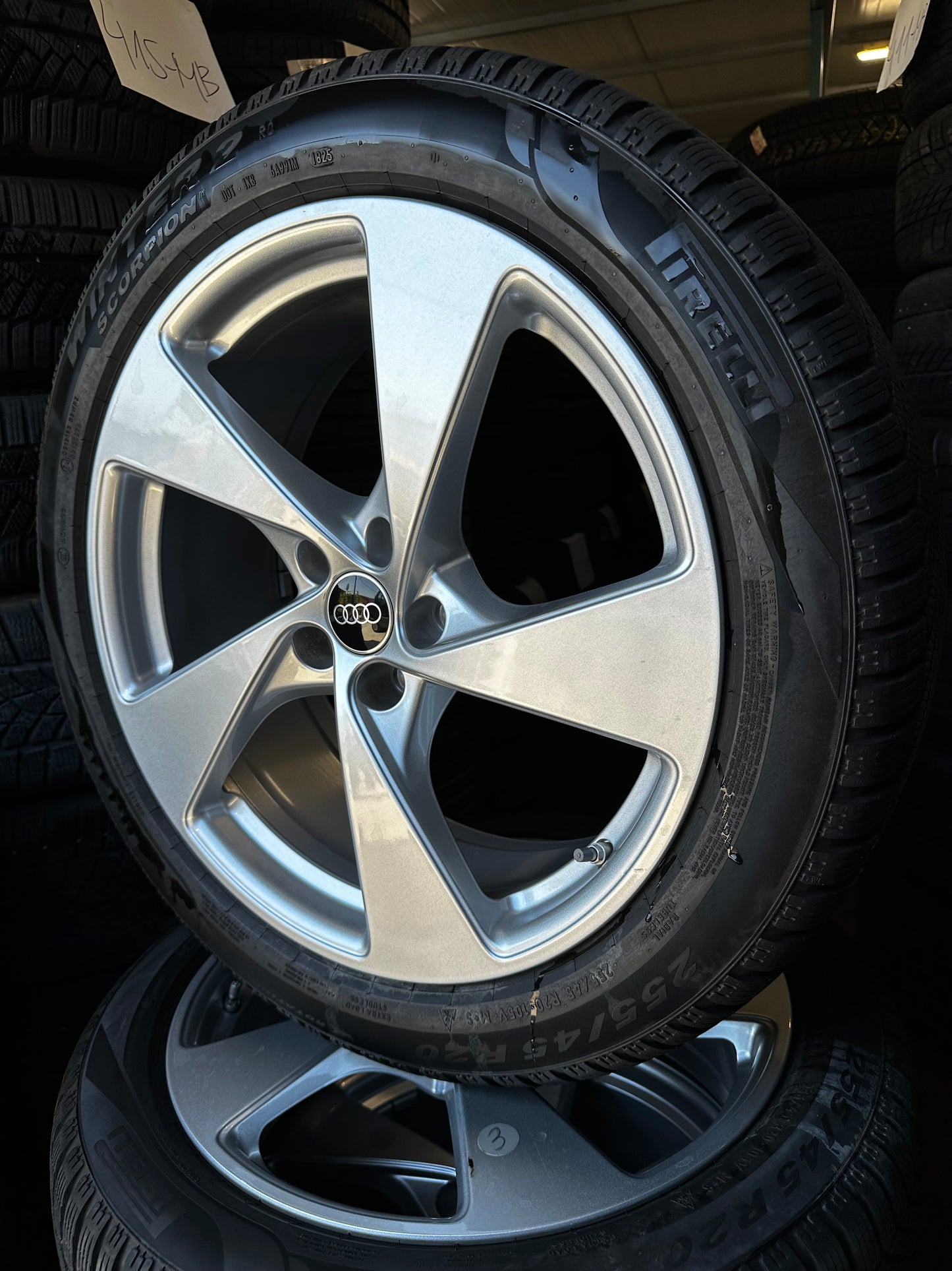 Оригинал Audi Q5 SQ5 GU 8MA 20 Zoll Ауди Ку5 Алуминиеви джанти 255 45 20 цола зимен комплект зимни гуми