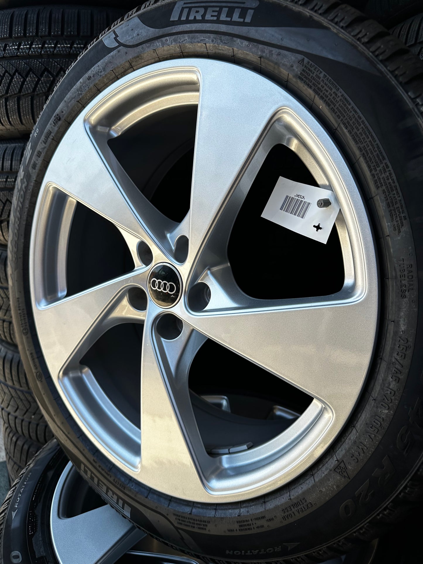 Оригинал Audi Q5 SQ5 GU 8MA 20 Zoll Ауди Ку5 Алуминиеви джанти 255 45 20 цола зимен комплект зимни гуми