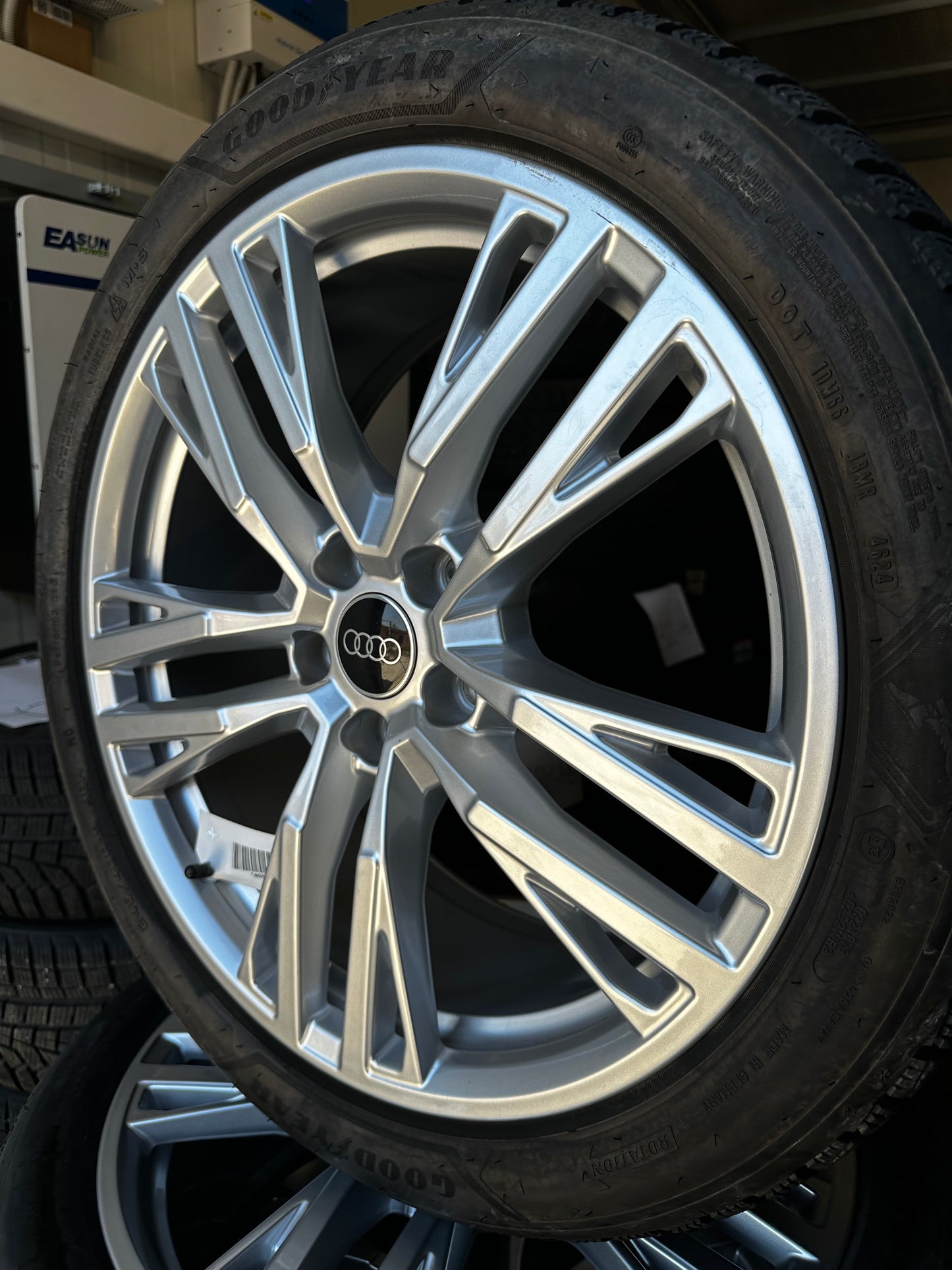 Audi A5 S5 S5 B10 FU 8B 19 Zoll Ауди А5 С5 Б10 Алуминиеви джанти 245 40 19 цола зимен комплект зимни Гуми
