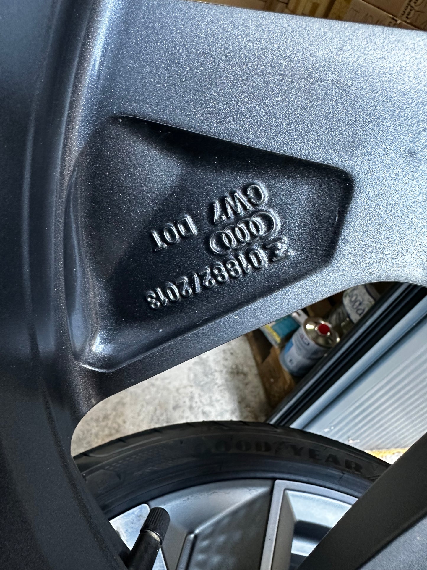 Оригинал като нови Audi A3 S3 8V 8Y 19 Zoll Ауди А3 С3 Алуминиеви джанти 19 цола летен комплект летни Гуми