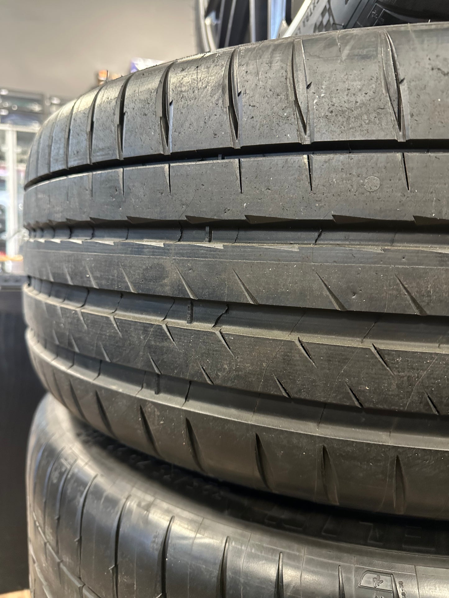 Оригинал като нови Mercedes GLS 63 AMG X167 W167 23 Zoll Мерцедес ГЛС63 AMG X167 W167 23 цола джанти летен комплект летни гуми