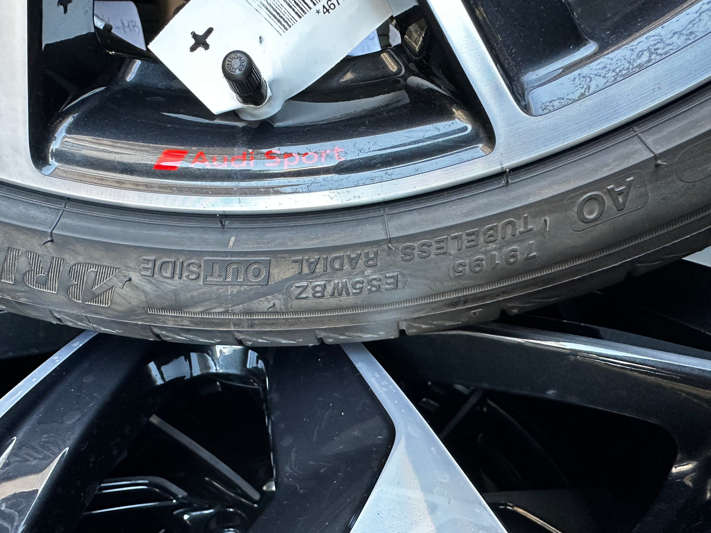 Оригинал като нови Audi A3 S3 8V 8Y 19 Zoll Ауди А3 С3 Алуминиеви джанти 19 цола летен комплект летни Гуми