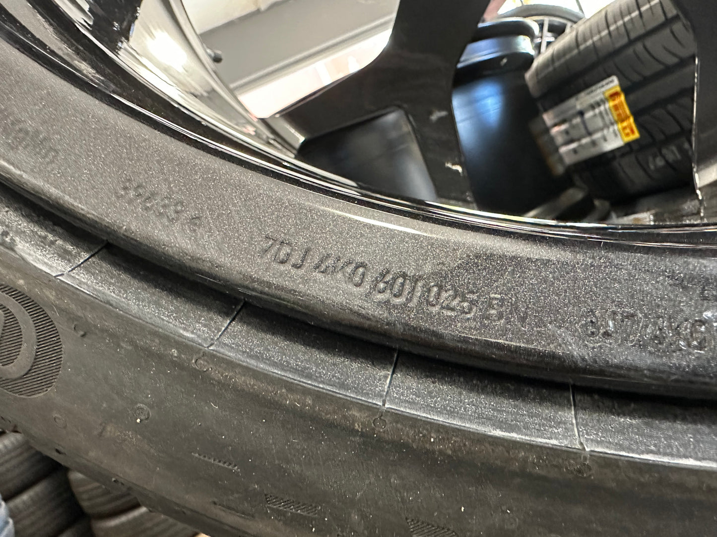 Нови Audi RS6 RS7 4K C8 22 Zoll Performance Ауди RS6 RS7 РС7 РС6 4К Ц8 Алуминиеви джанти 22 цола летен комплект летни Гуми