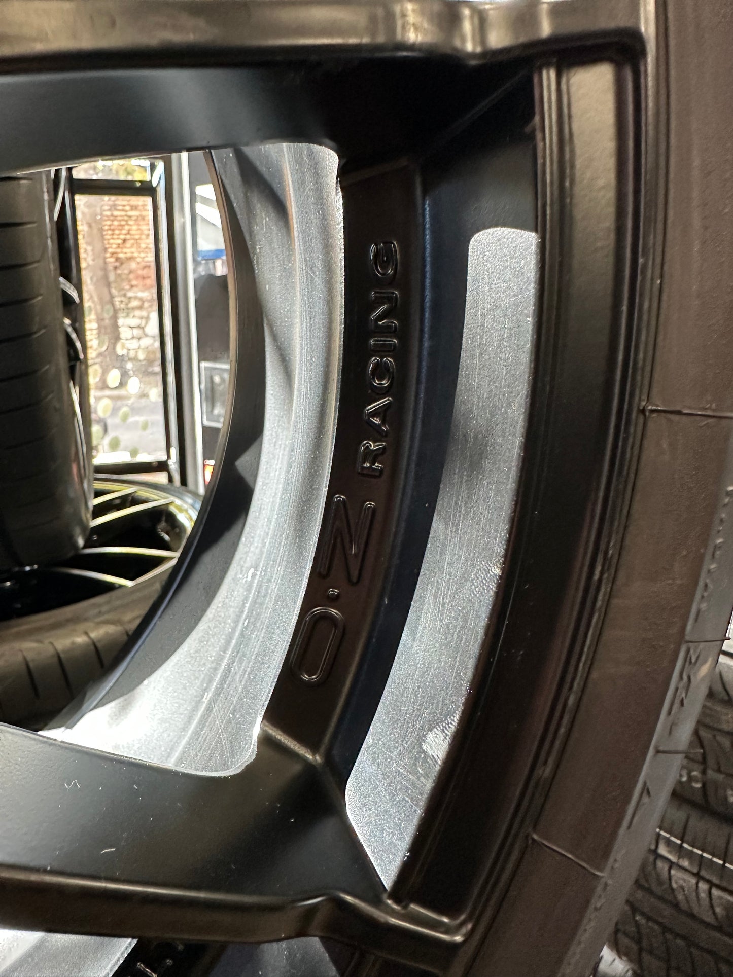 Оригинал OZ Racing Ultraleggera Porsche 911 991 992 Carrera 4 GTS Targa 20 Zoll Порше ОЗ Ултралегера Алуминиеви джанти 20 цола централен отвор зимен комплект зимни гуми