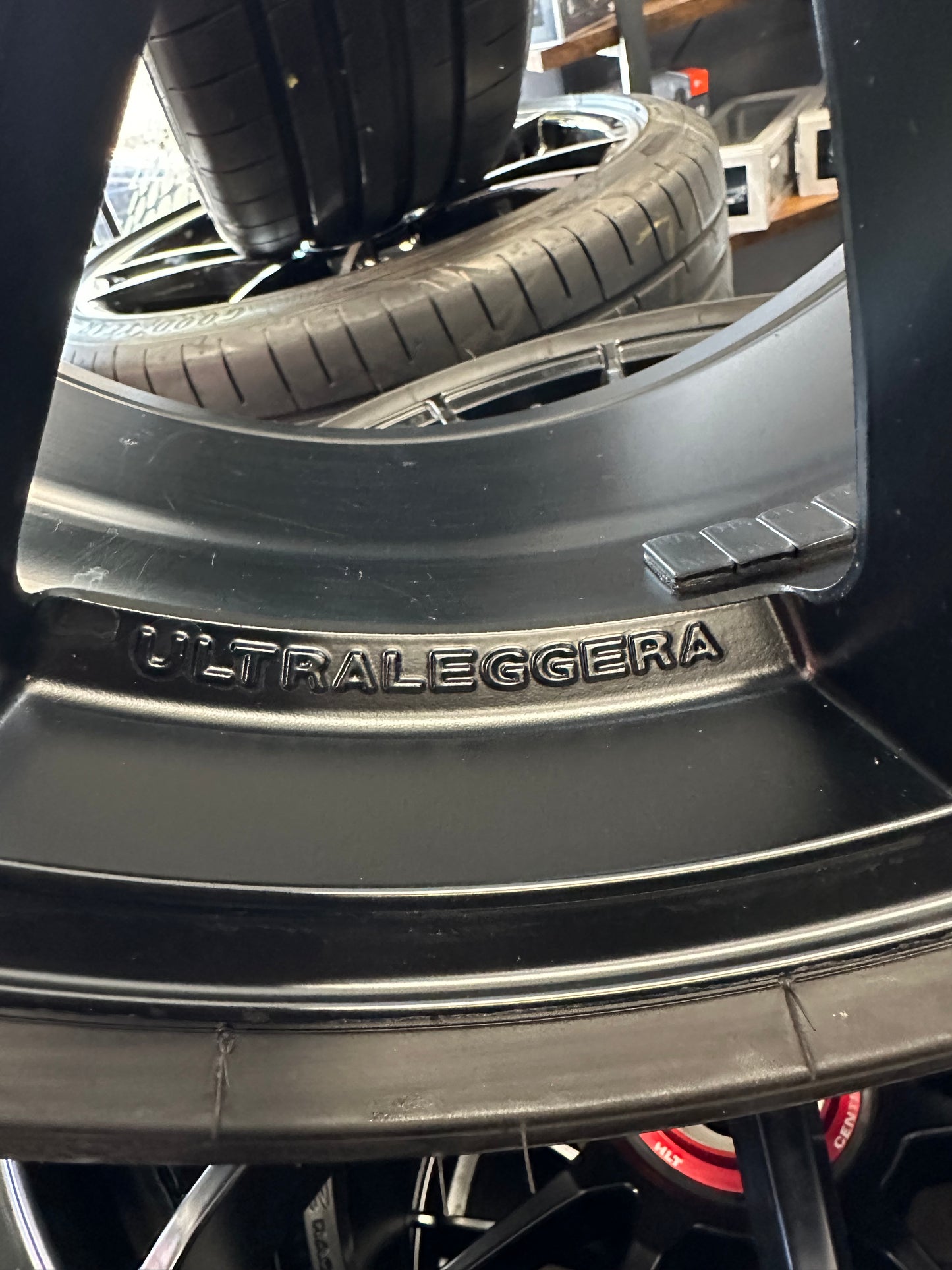 Оригинал OZ Racing Ultraleggera Porsche 911 991 992 Carrera 4 GTS Targa 20 Zoll Порше ОЗ Ултралегера Алуминиеви джанти 20 цола централен отвор зимен комплект зимни гуми