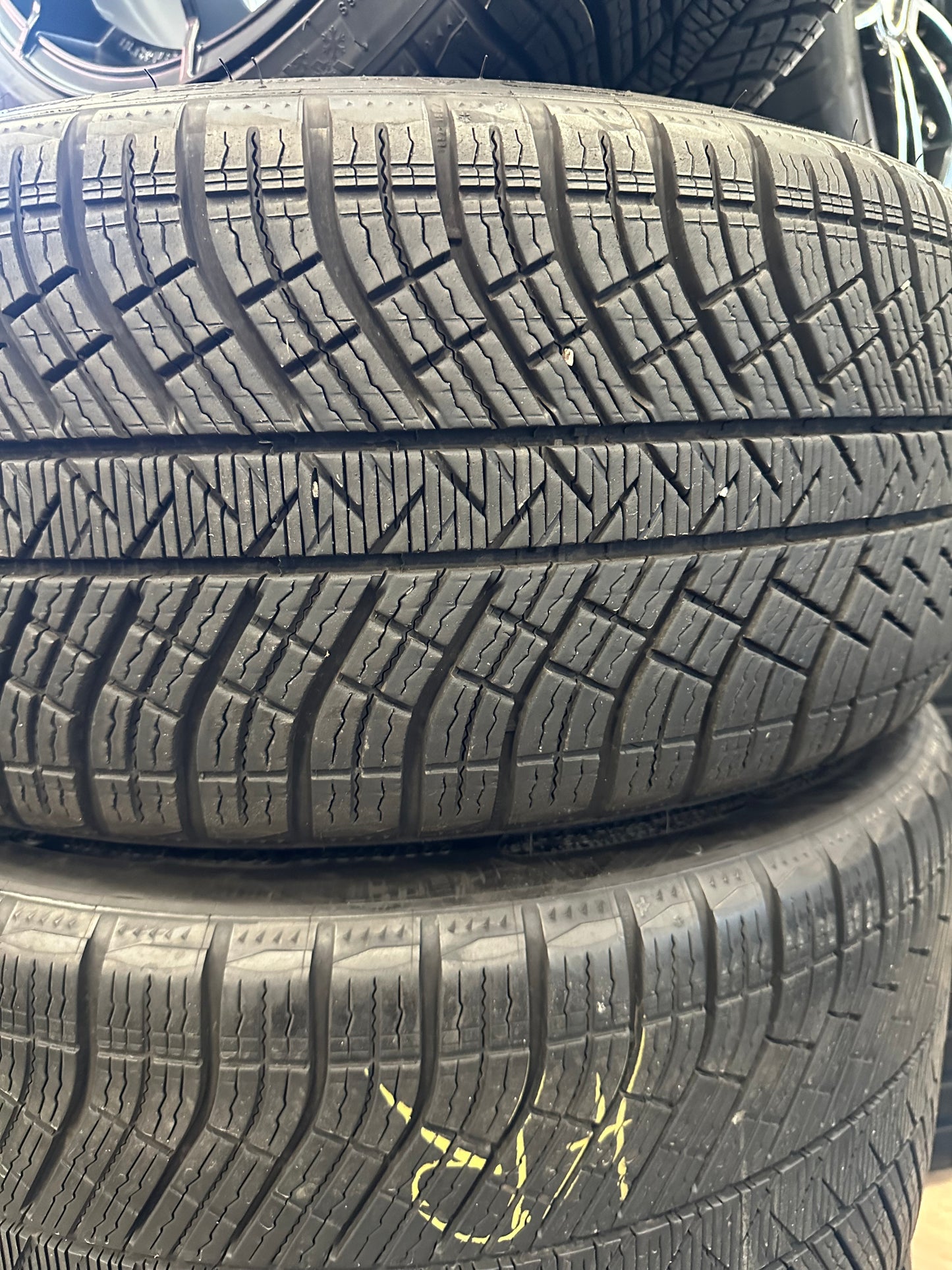 Оригинал OZ Racing Ultraleggera Porsche 911 991 992 Carrera 4 GTS Targa 20 Zoll Порше ОЗ Ултралегера Алуминиеви джанти 20 цола централен отвор зимен комплект зимни гуми