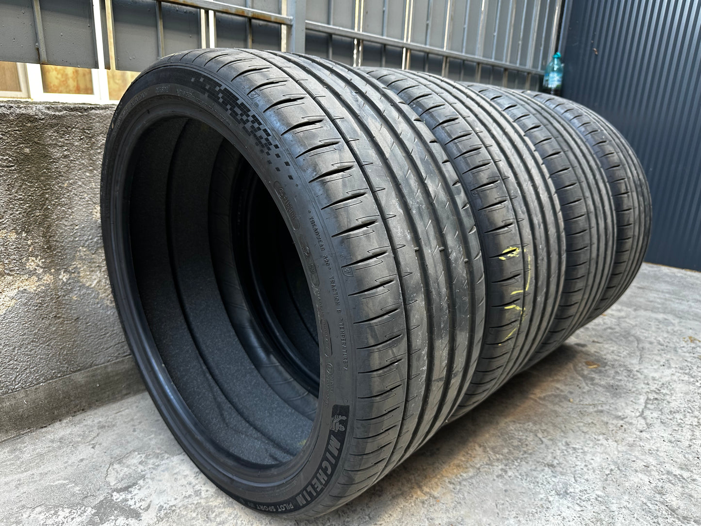 Употребявани летни Гуми Michelin Pilot Sport EV MO1 275 35 22 Цола Михелин