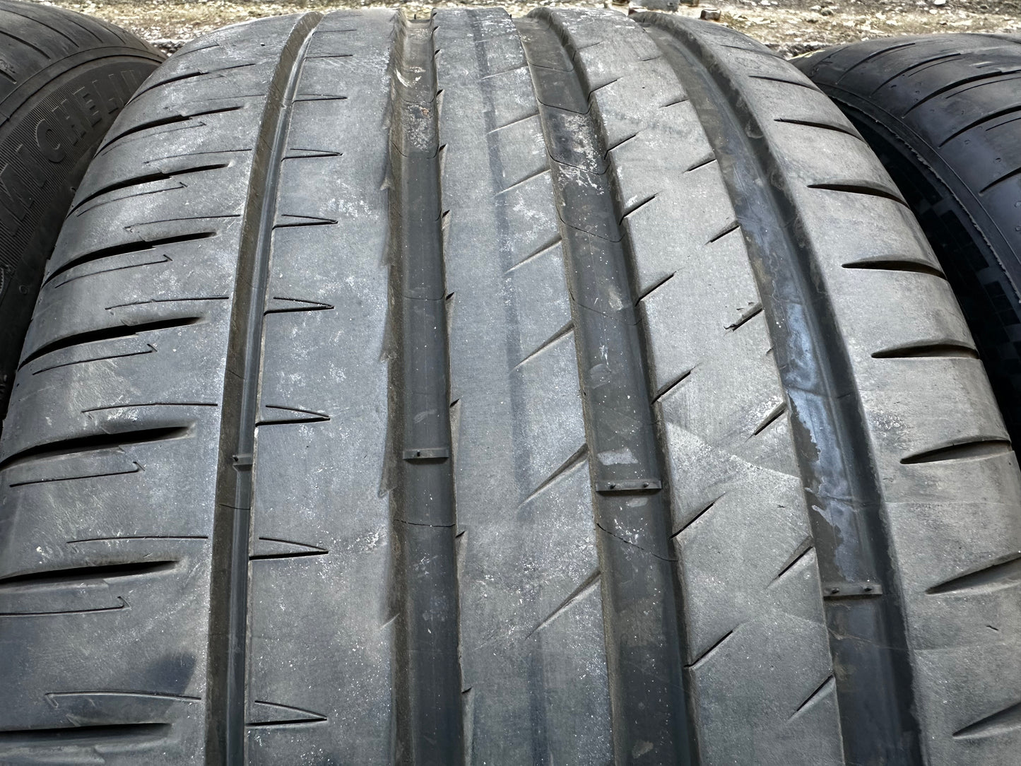 Употребявани летни Гуми Michelin Pilot Sport EV MO1 275 35 22 Цола Михелин