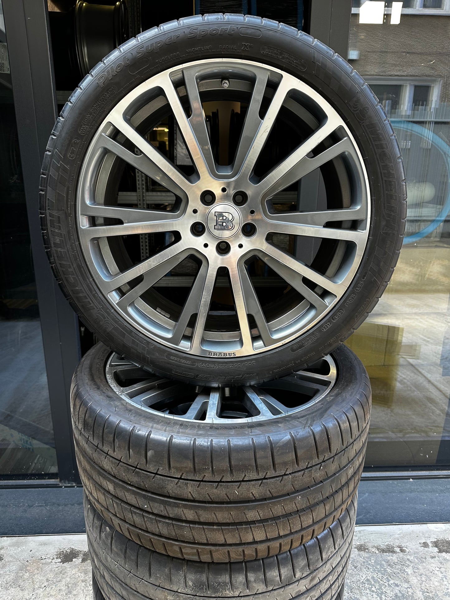 Оригинал BRABUS Monoblock R Mercedes G63 AMG G klasse 22 Zoll Мерцедес Г класа W463 22 цола БРАБУС джанти летен комплект летни гуми