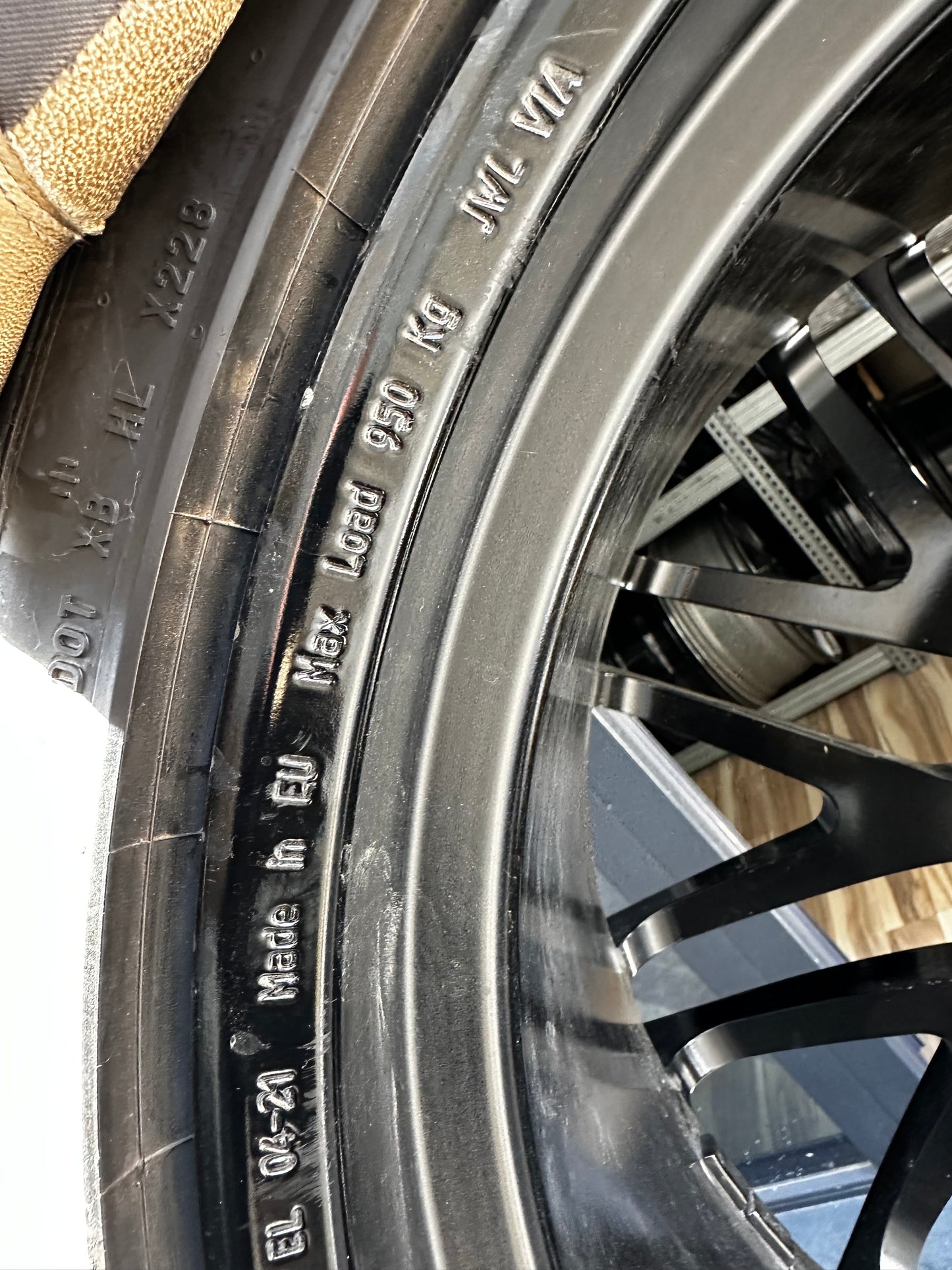 Оригинал Нови BRABUS Monoblock F Mercedes S63 AMG S Klasse W222 W223 V223 21 Zoll Мерцедес С63 AMG С класа W223 V223 21 цола БРАБУС Моноблок Ф джанти летен комплект летни гуми