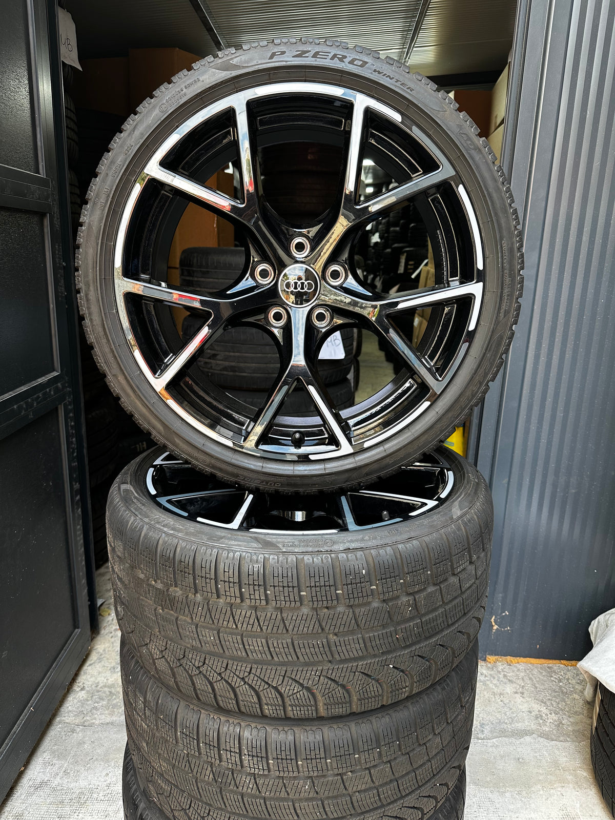 Като нови Audi RS3 GY 8Y 19 Zoll Ауди РС3 Алуминиеви джанти 19 цола зимен комплект зимни гуми