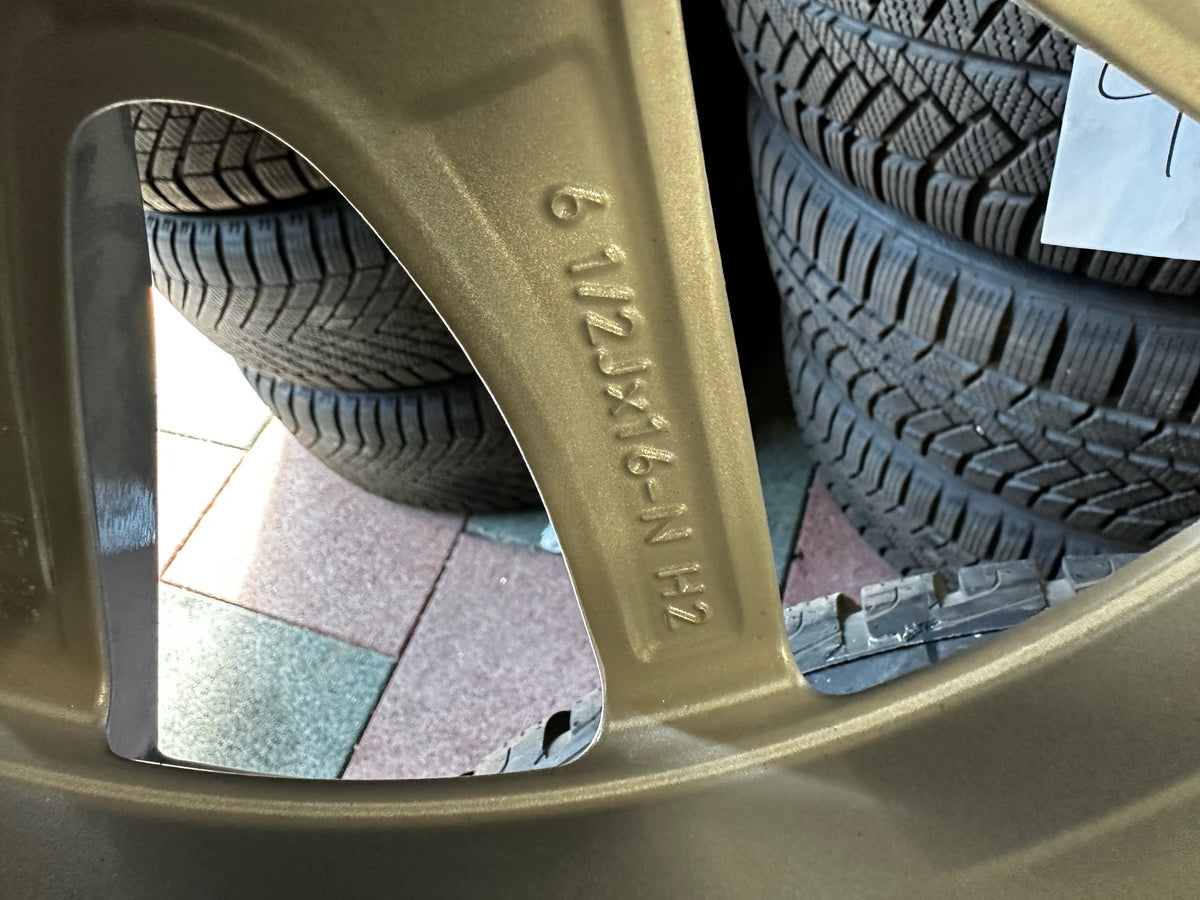 Нови Оригинал BMW 3er G20 G21 16 Zoll Бмв 3-та серия Г20 Г21 16 цола зимен комплект зимни гуми