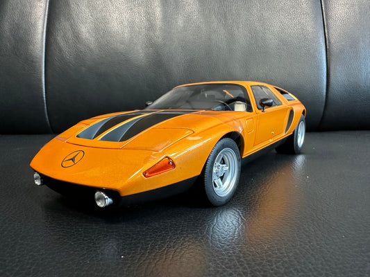 Mercedes Benz C111 1970 orange 1:18 NOREV 183050 Мерцедес Бенц Ц111 отваряем оранжев
