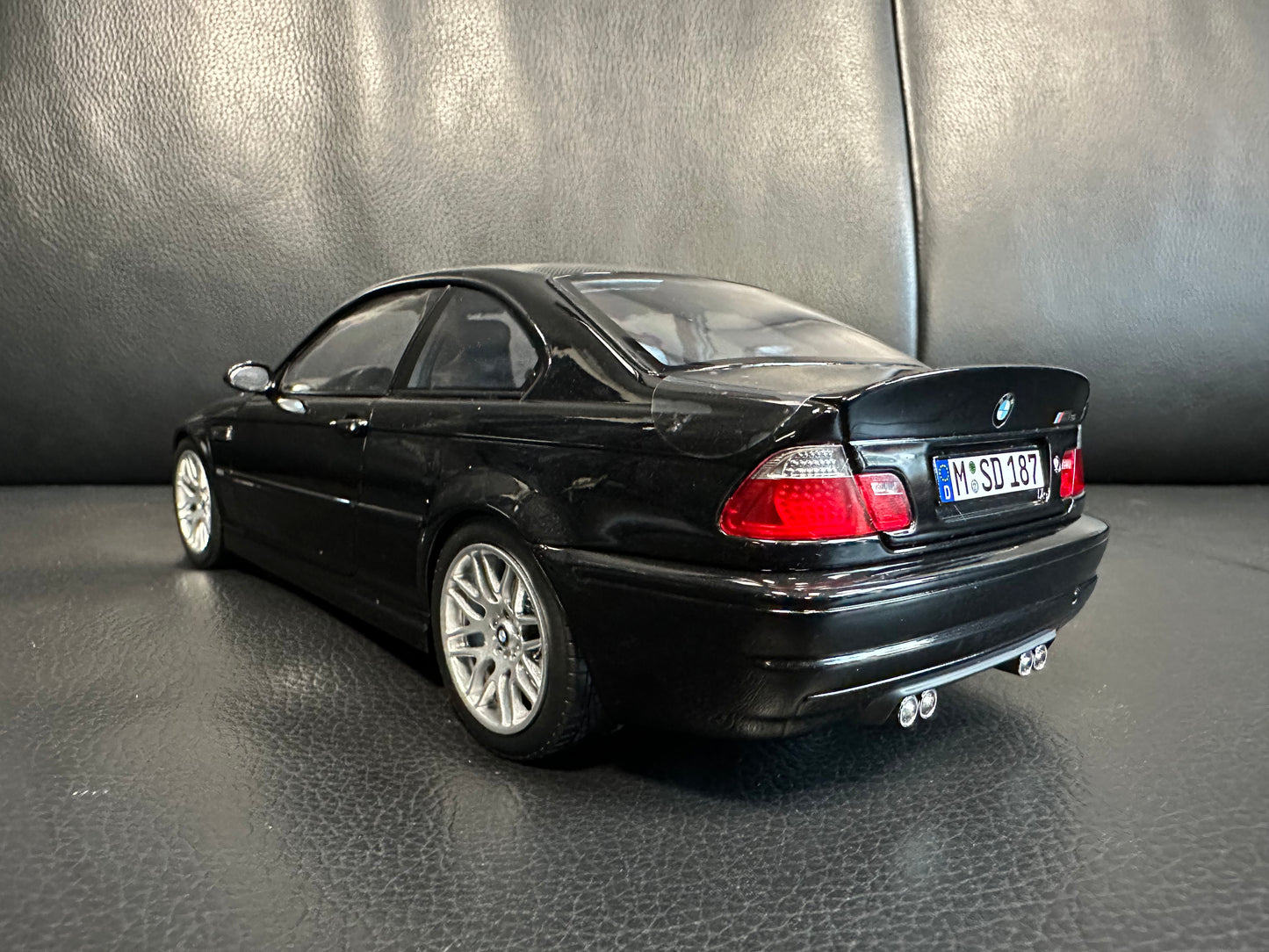 BMW M3 E46 CSL 2003 Black Norev 183017 1:18 Бмв M3 Е46 черен