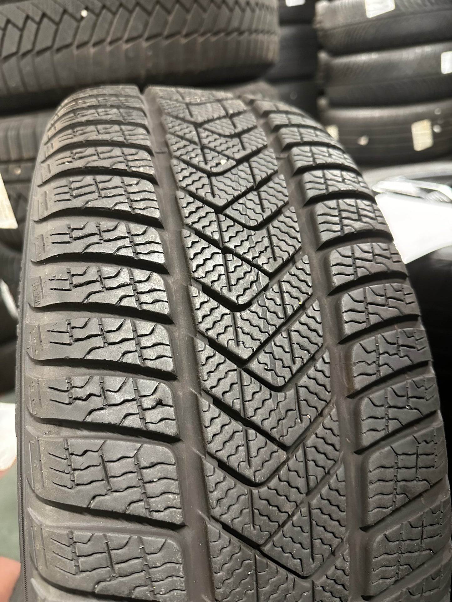 Оригинал Mercedes C klasse W206 18 Zoll Мерцедес Ц класа W206 18 цола зимен комплект зимни гуми