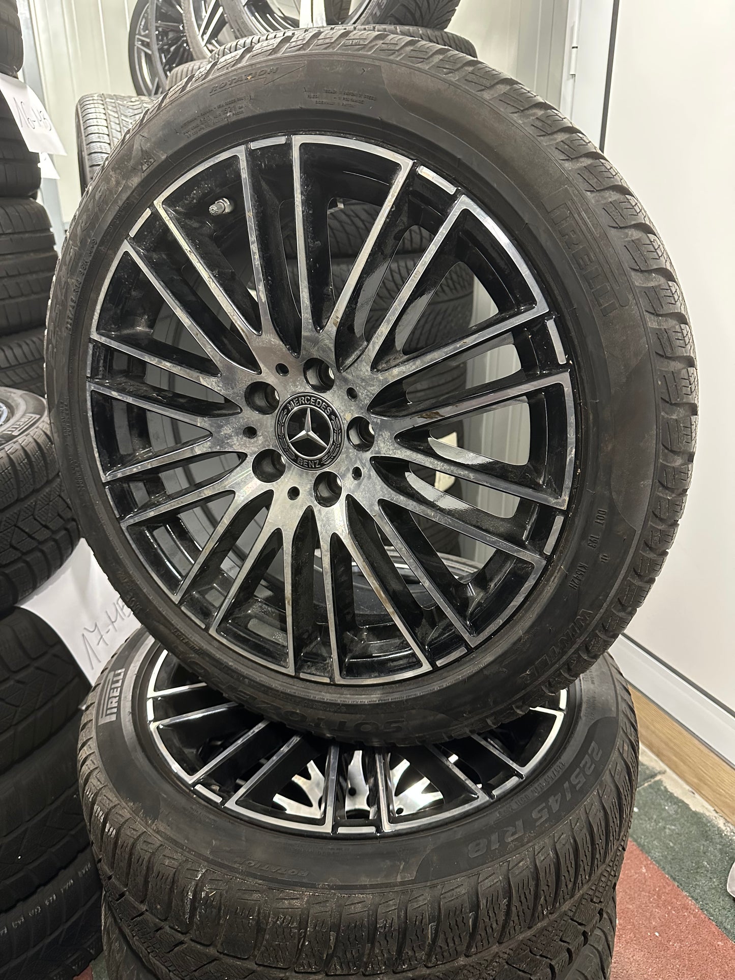 Оригинал Mercedes C klasse W206 18 Zoll Мерцедес Ц класа W206 18 цола зимен комплект зимни гуми