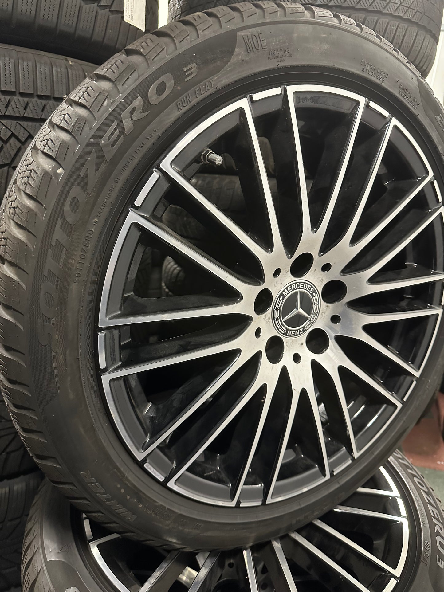 Оригинал Mercedes C klasse W206 18 Zoll Мерцедес Ц класа W206 18 цола зимен комплект зимни гуми