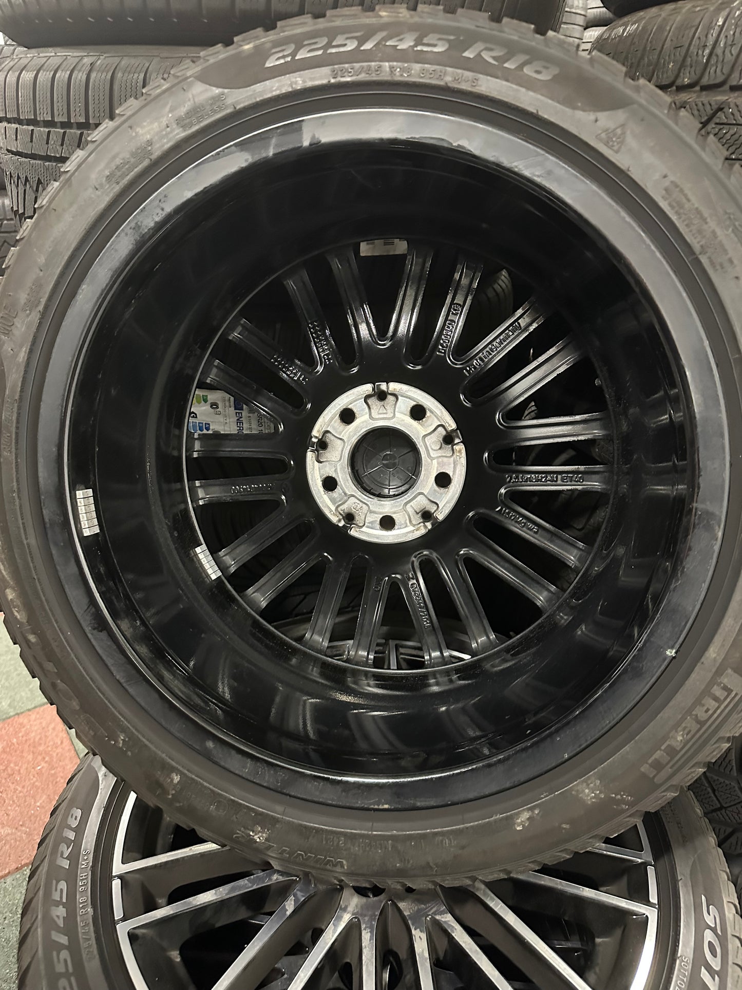 Оригинал Mercedes C klasse W206 18 Zoll Мерцедес Ц класа W206 18 цола зимен комплект зимни гуми