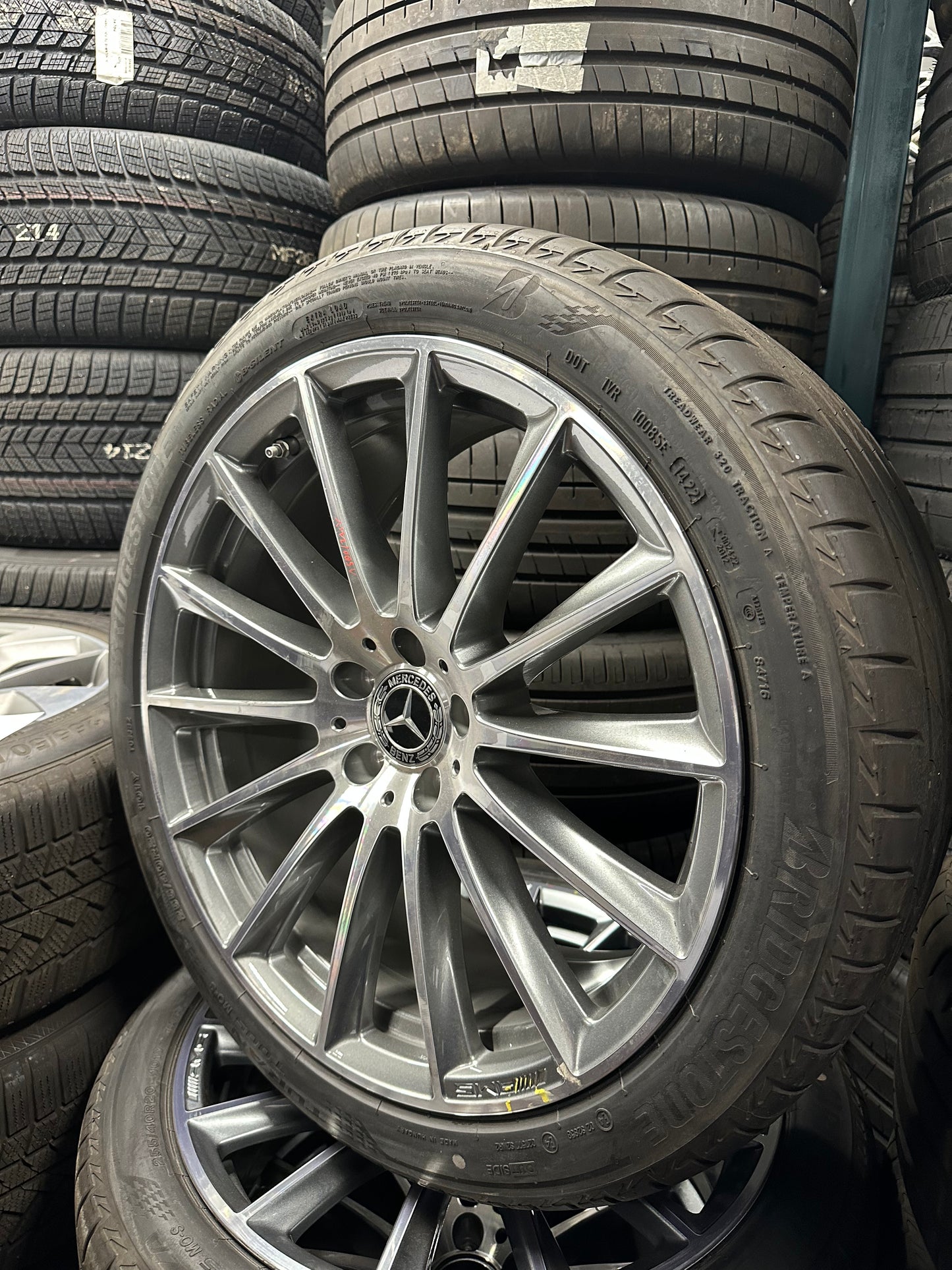 Оригинал като Нови Mercedes S Klasse 20 Zoll AMG W223 V223 Мерцедес С Класа 20 цола AMG джанти летен комплект летни гуми