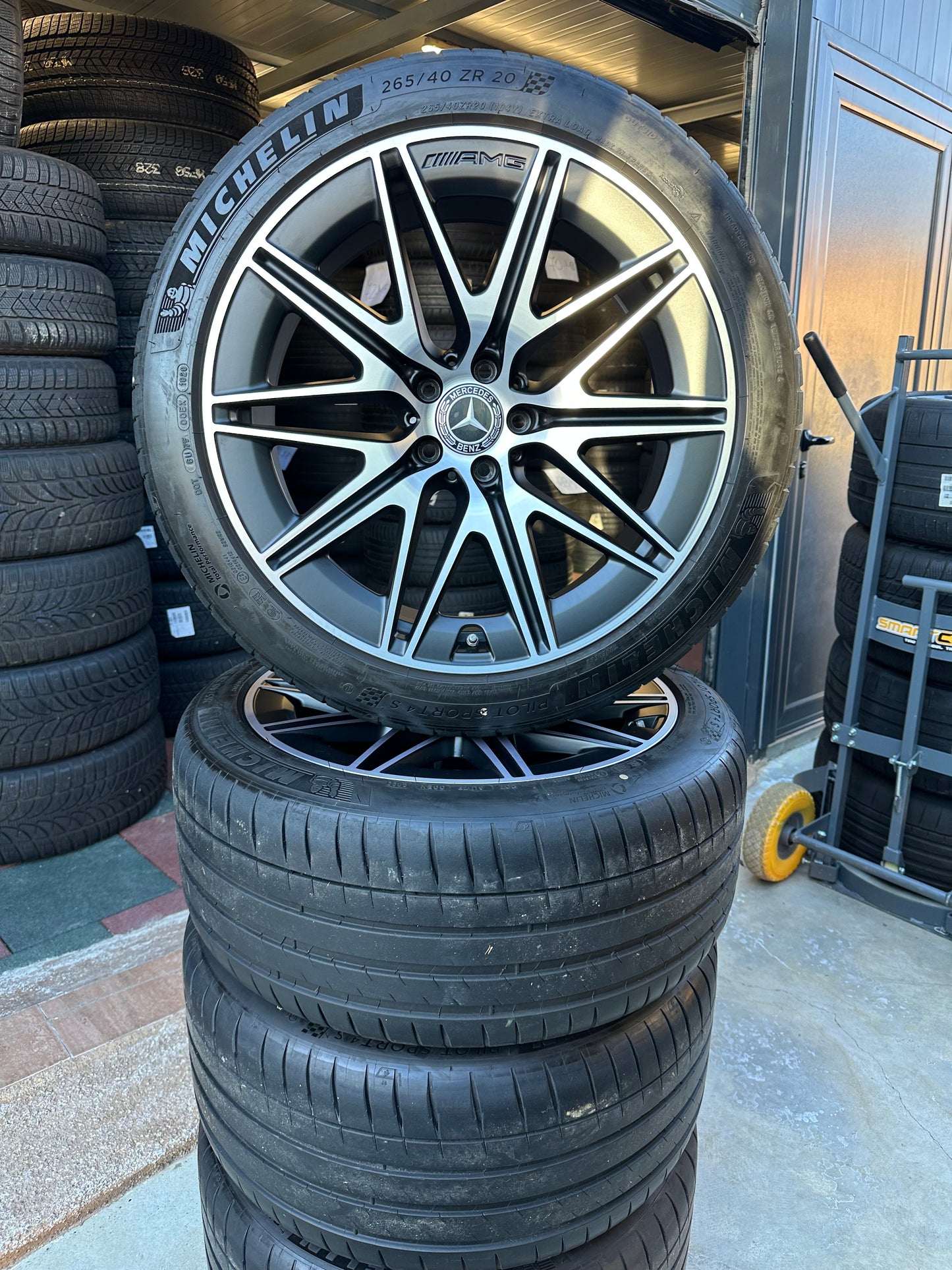 Оригинал Mercedes AMG GT 4 door 20 Zoll W290 Мерцедес АМГ ГТ  W290 20 цола джанти летен комплект гуми