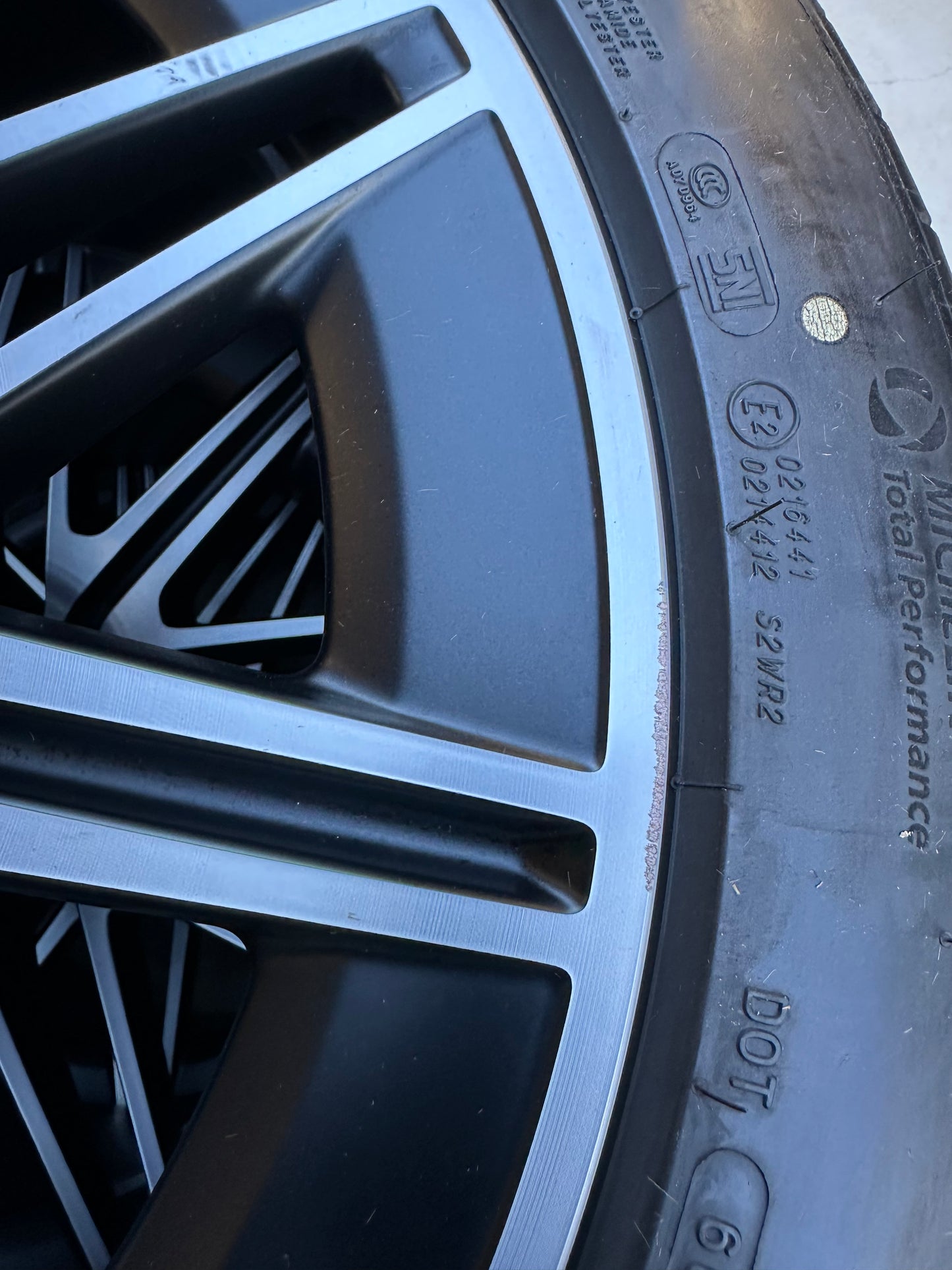 Оригинал Mercedes AMG GT 4 door 20 Zoll W290 Мерцедес АМГ ГТ  W290 20 цола джанти летен комплект гуми