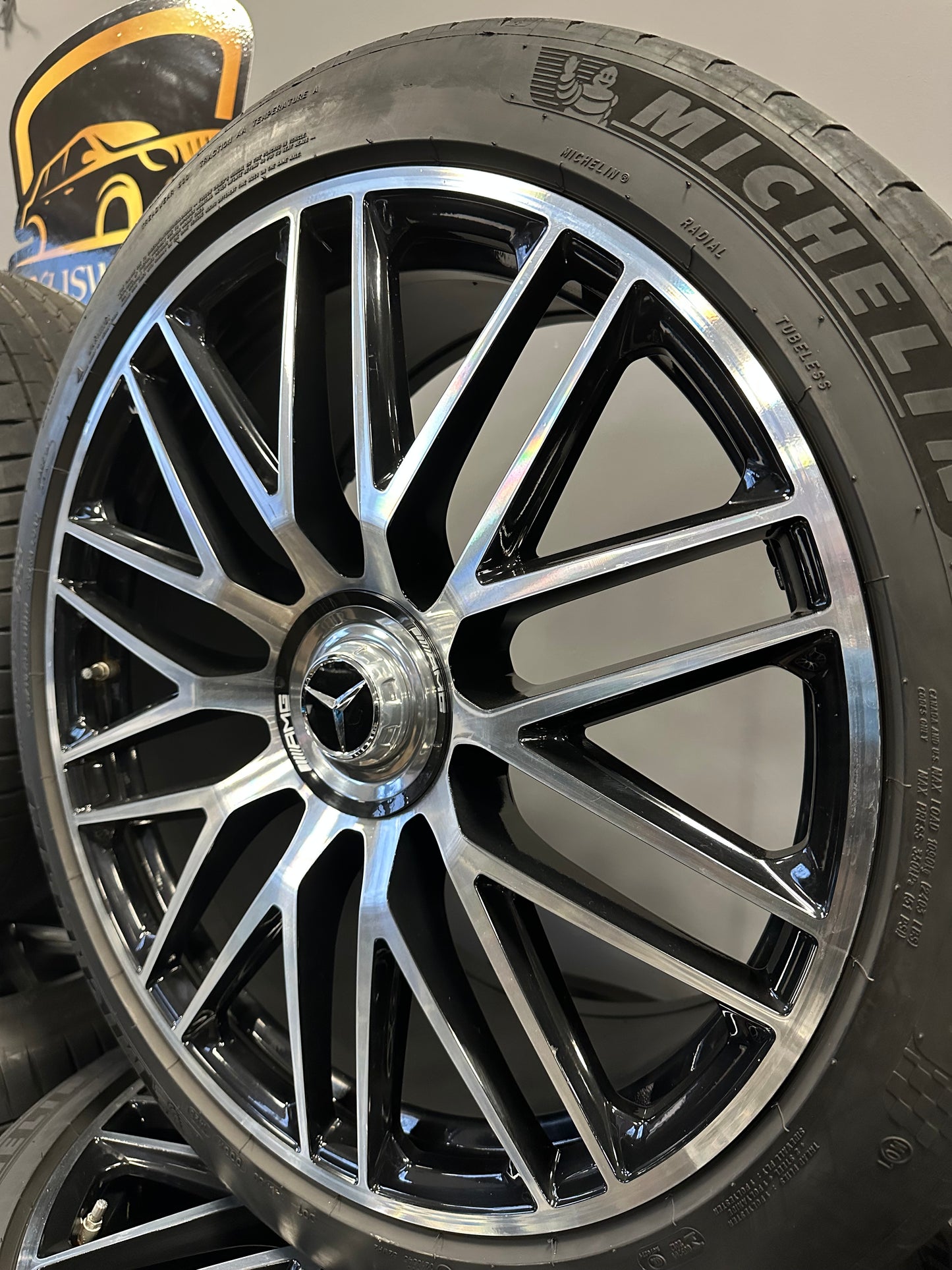 Оригинал Mercedes GLS 63 AMG X167 W167 23 Zoll Мерцедес ГЛС63 AMG X167 W167 23 цола джанти летен комплект летни гуми