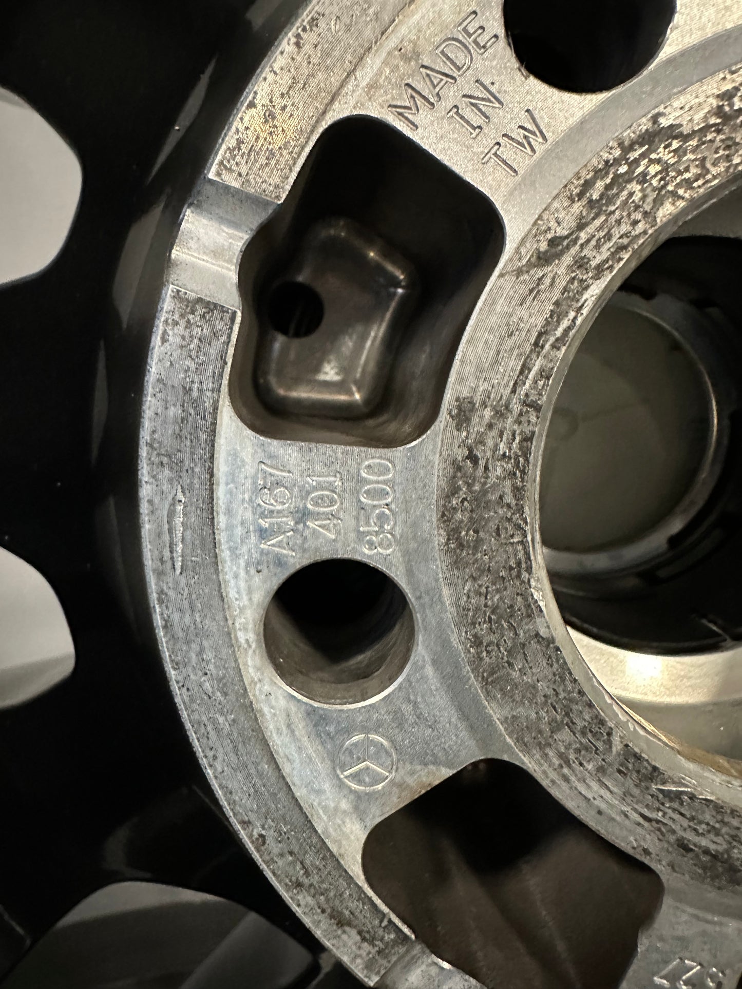 Оригинал Mercedes GLS 63 AMG X167 W167 23 Zoll Мерцедес ГЛС63 AMG X167 W167 23 цола джанти летен комплект летни гуми