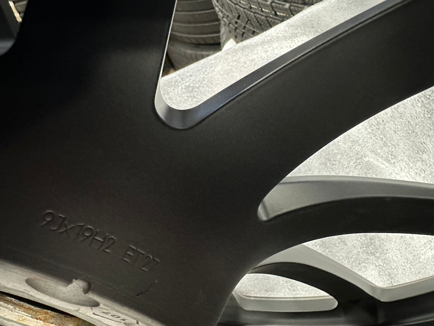 Оригинални като нови Mercedes SL63 SL65 AMG Klasse W231 AMG 19/20 Zoll Мерцедес СЛ63 СЛ Класа W231 AMG Алуминиеви джанти 19/20 цола A2314010000 A2314012302