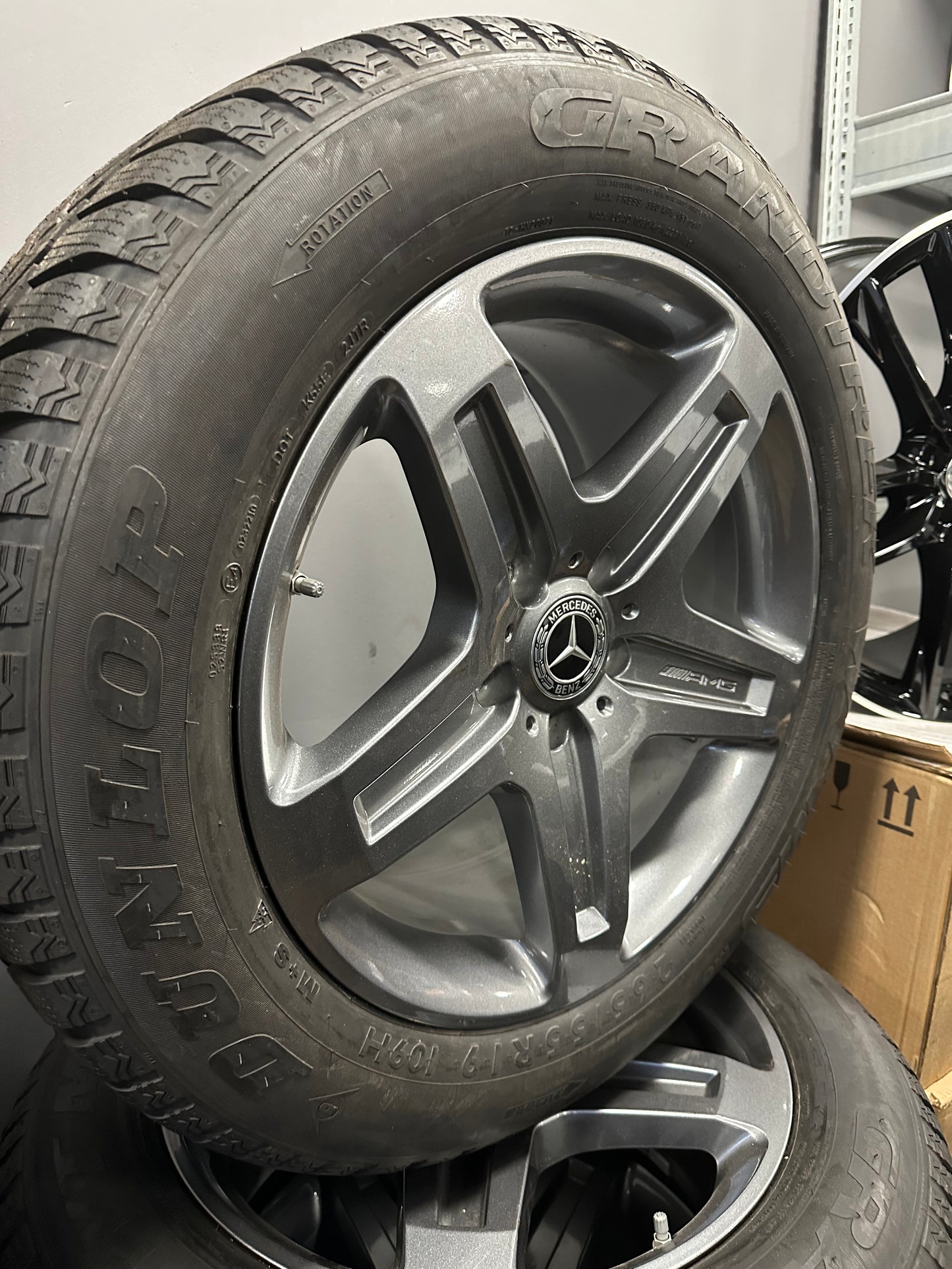 Оригинал Mercedes G klasse W463 19 Zoll Мерцедес Г класа W463 19 цола AMG джанти зимен комплект зимни гуми