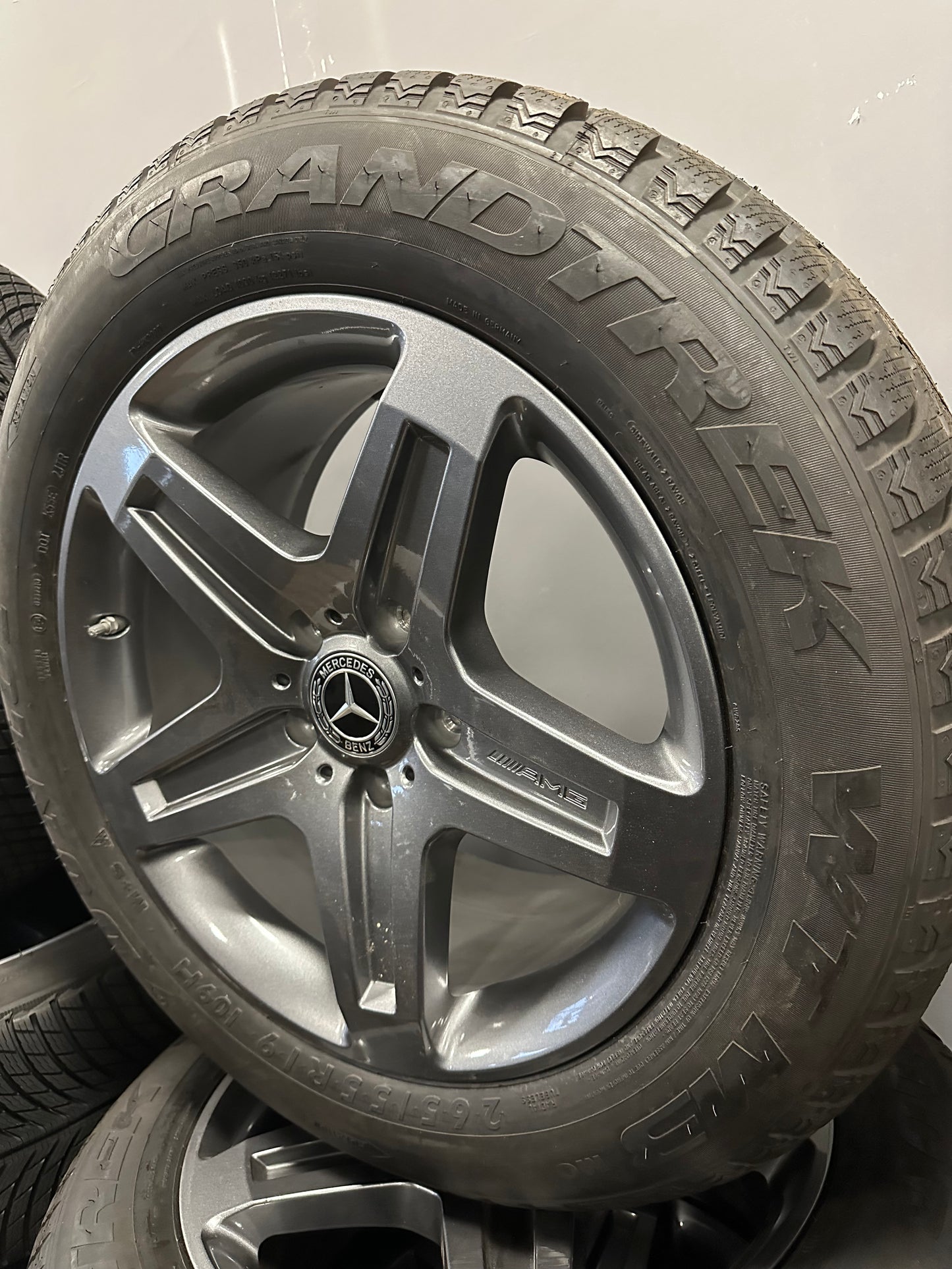 Оригинал Mercedes G klasse W463 19 Zoll Мерцедес Г класа W463 19 цола AMG джанти зимен комплект зимни гуми