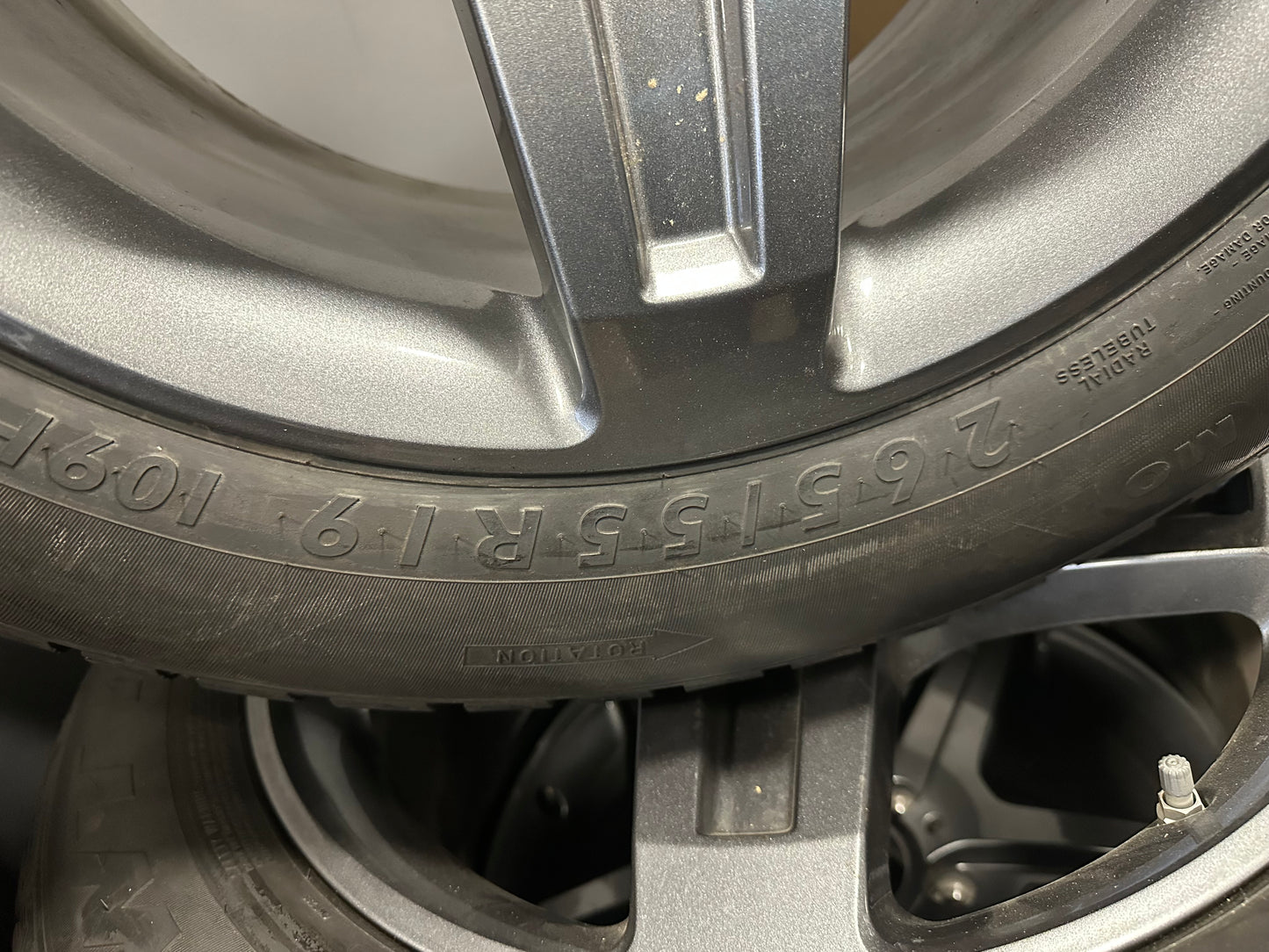 Оригинал Mercedes G klasse W463 19 Zoll Мерцедес Г класа W463 19 цола AMG джанти зимен комплект зимни гуми