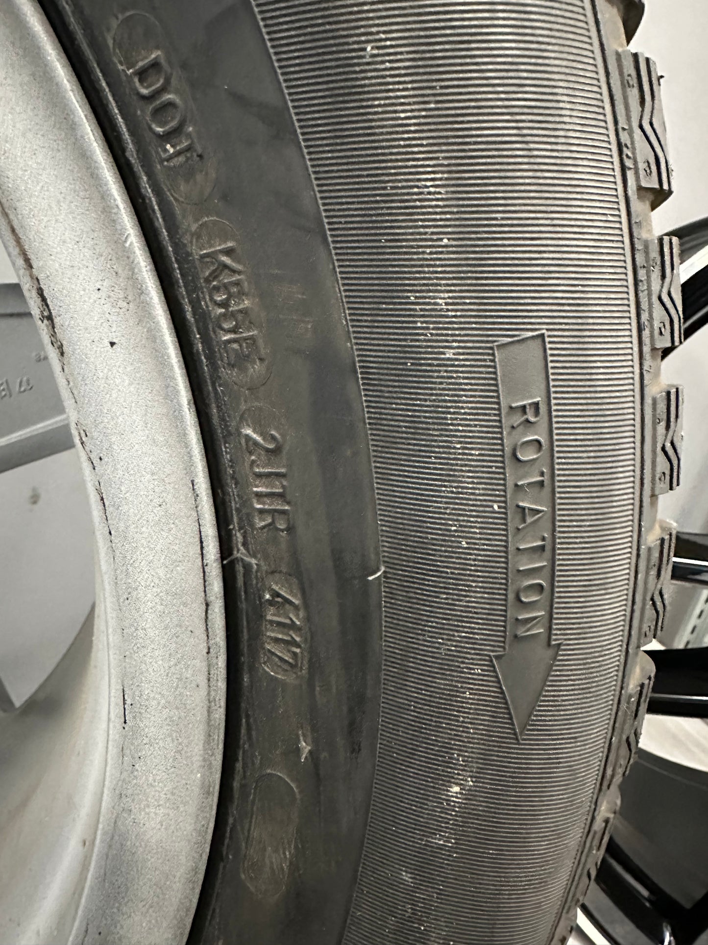 Оригинал Mercedes G klasse W463 19 Zoll Мерцедес Г класа W463 19 цола AMG джанти зимен комплект зимни гуми