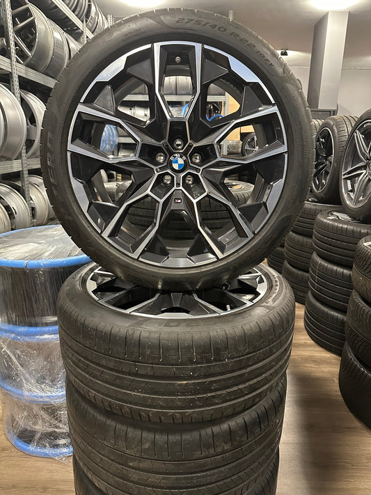 Оригинал BMW X7 G07 22 Zoll 913M Бмв X7 G07 22 цола джанти летен комплект летни гуми