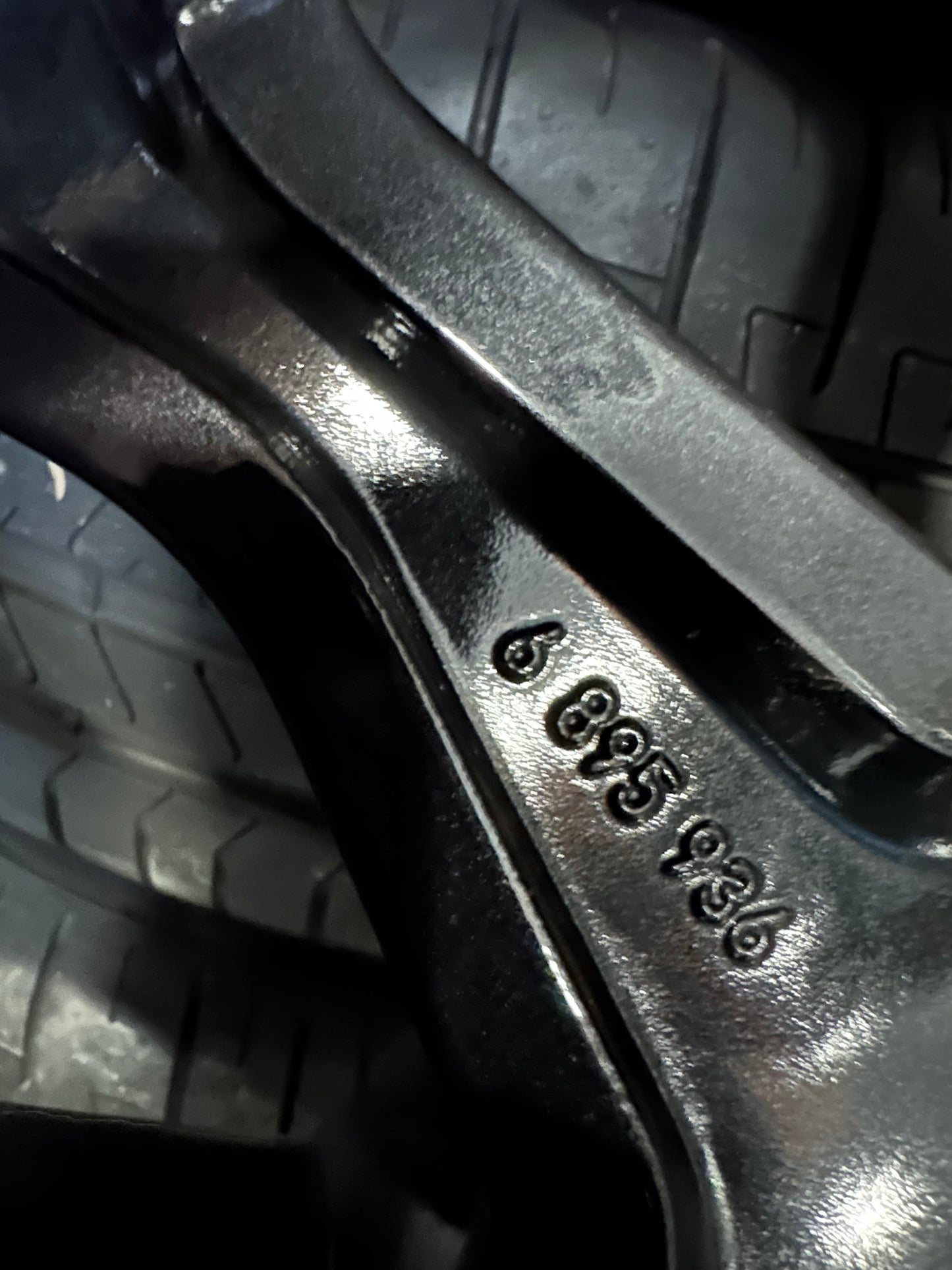 Оригинал BMW X7 G07 22 Zoll 913M Бмв X7 G07 22 цола джанти летен комплект летни гуми