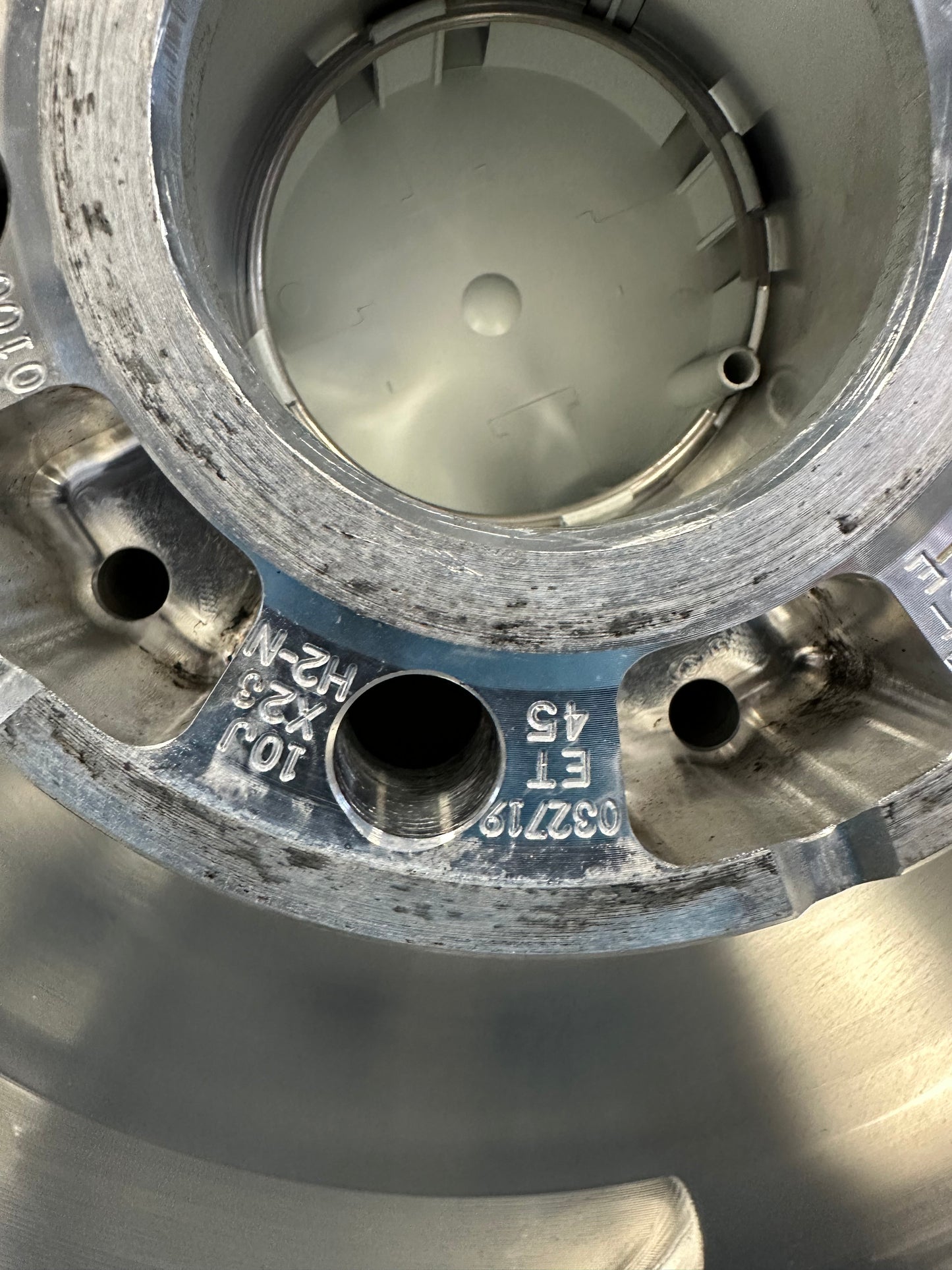 Оригинал като нови Mercedes GLS 63 AMG X167 W167 23 Zoll Мерцедес ГЛС63 AMG X167 W167 23 цола джанти летен комплект летни гуми