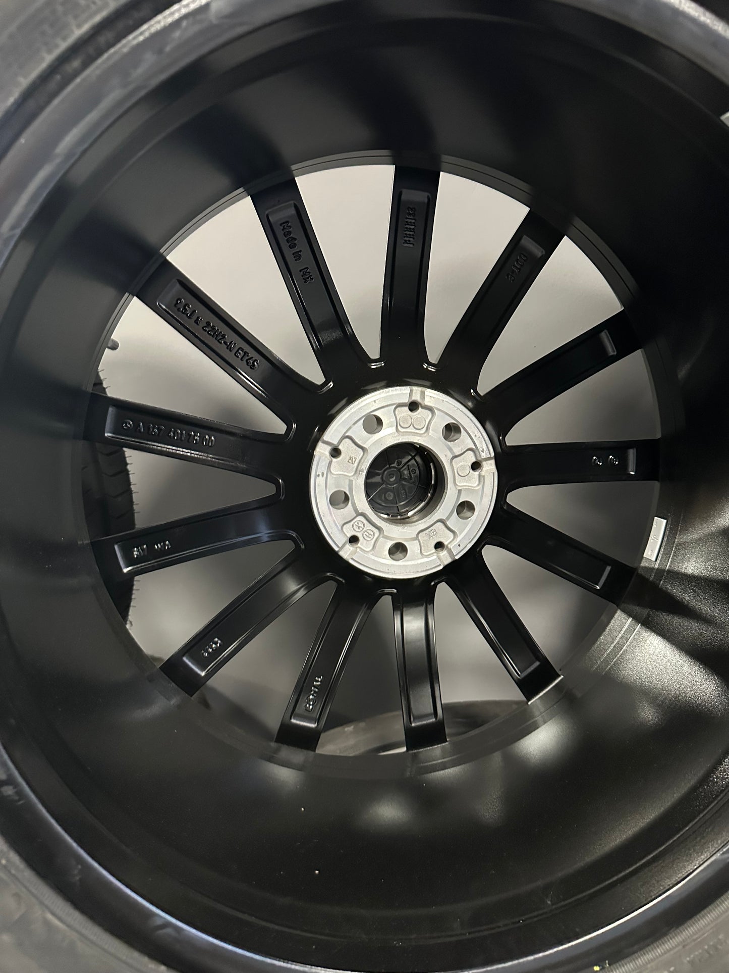 Оригинал Нови Mercedes GLS X167 W167 22 Zoll AMG Мерцедес ГЛС 22 цола АМГ джанти летен комплект летни гуми