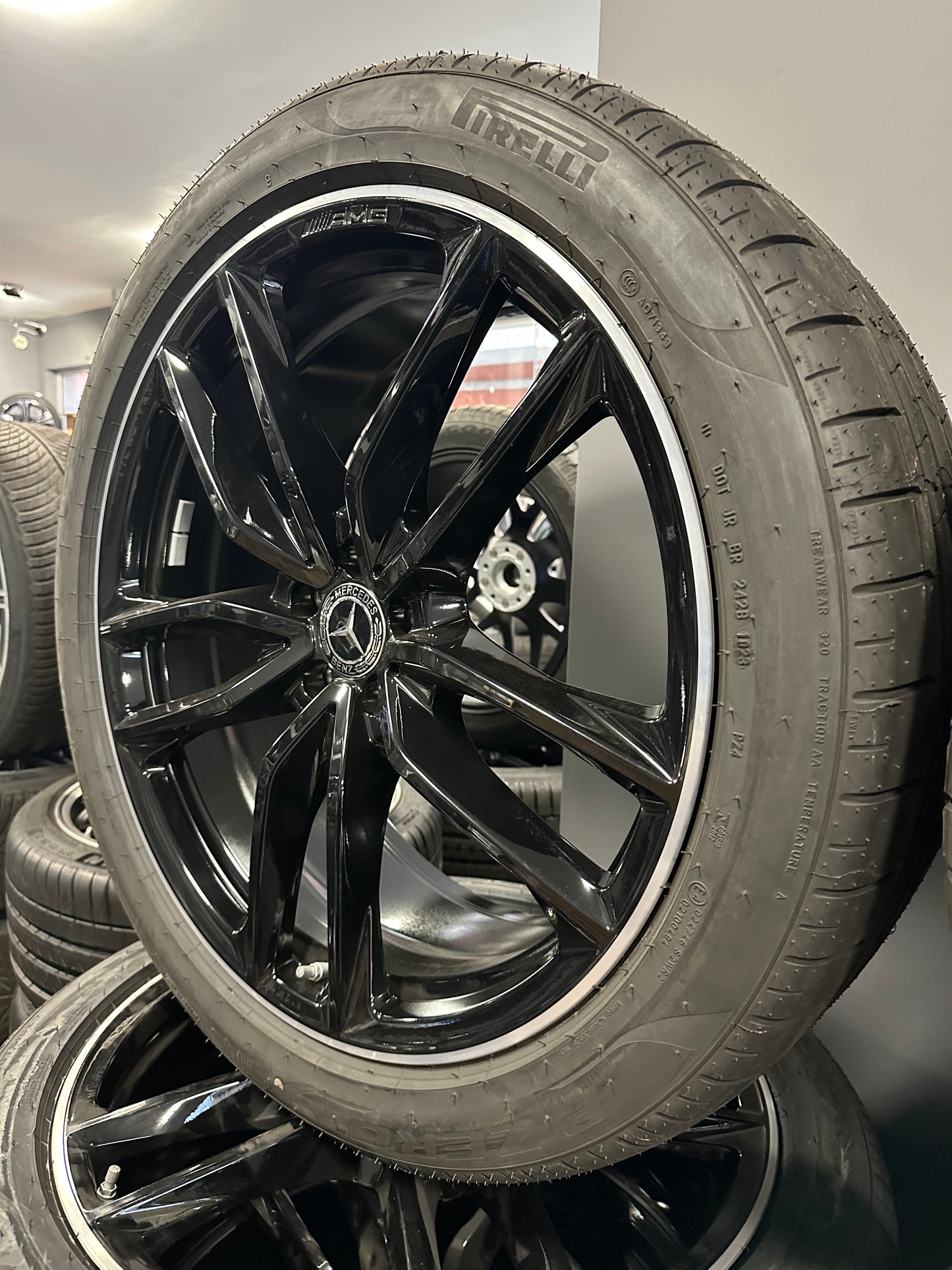 Оригинал Нови Mercedes GLS X167 W167 23 Zoll AMG Мерцедес ГЛС X167 W167 23 цола АМГ джанти летен комплект летни гуми