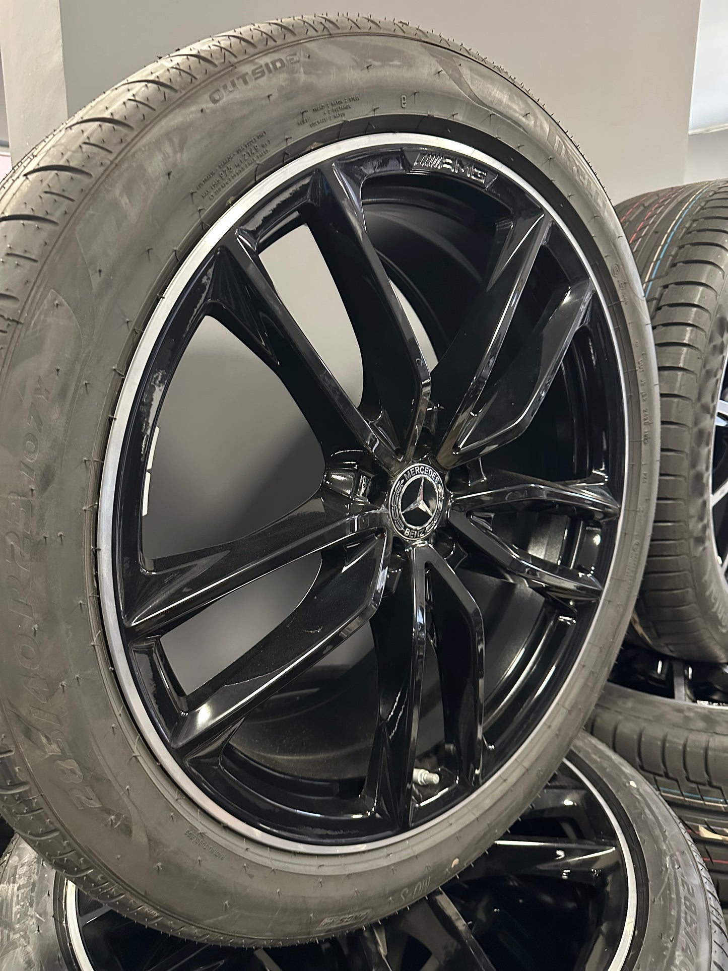 Оригинал Нови Mercedes GLS X167 W167 23 Zoll AMG Мерцедес ГЛС X167 W167 23 цола АМГ джанти летен комплект летни гуми