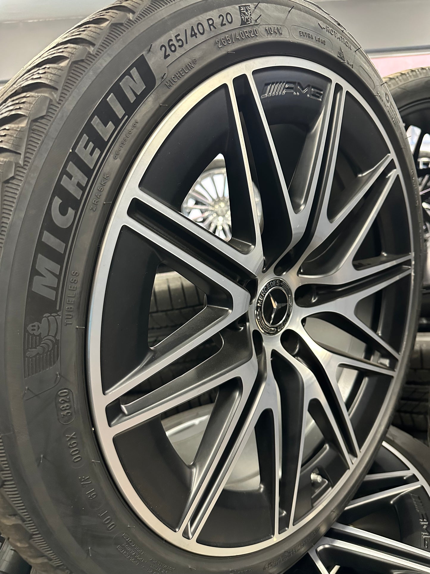 Оригинал Mercedes AMG GT 4 door W290 20 Zoll Мерцедес АМГ ГТ В290 20 цола джанти зимен комплект зимни гуми