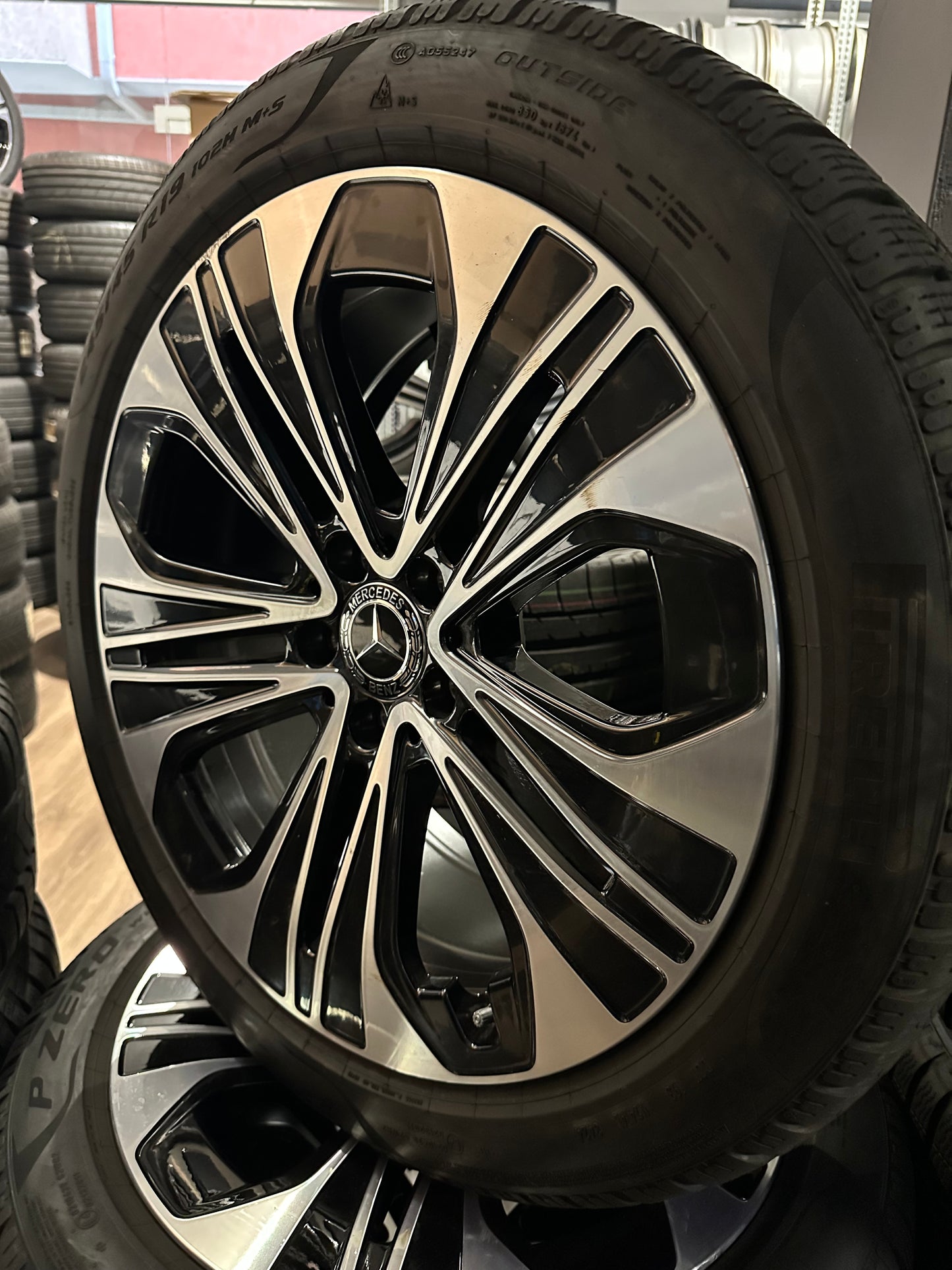 Mercedes E Klasse W214 19 Zoll Мерцедес E класа W214 19 цола зимен комплект зимни гуми