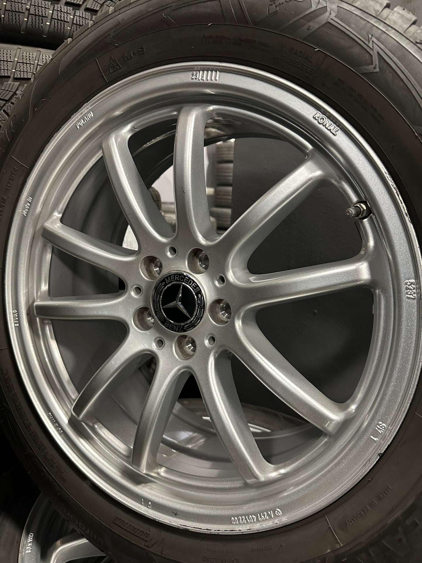 Оригинал Mercedes EQS Klasse N297 V297 19 Zoll Мерцедес EQS 19 цола джанти зимен комплект зимни гуми