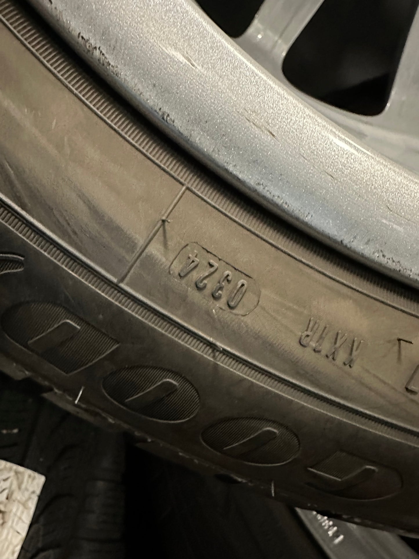 Оригинал Mercedes EQS Klasse N297 V297 19 Zoll Мерцедес EQS 19 цола джанти зимен комплект зимни гуми