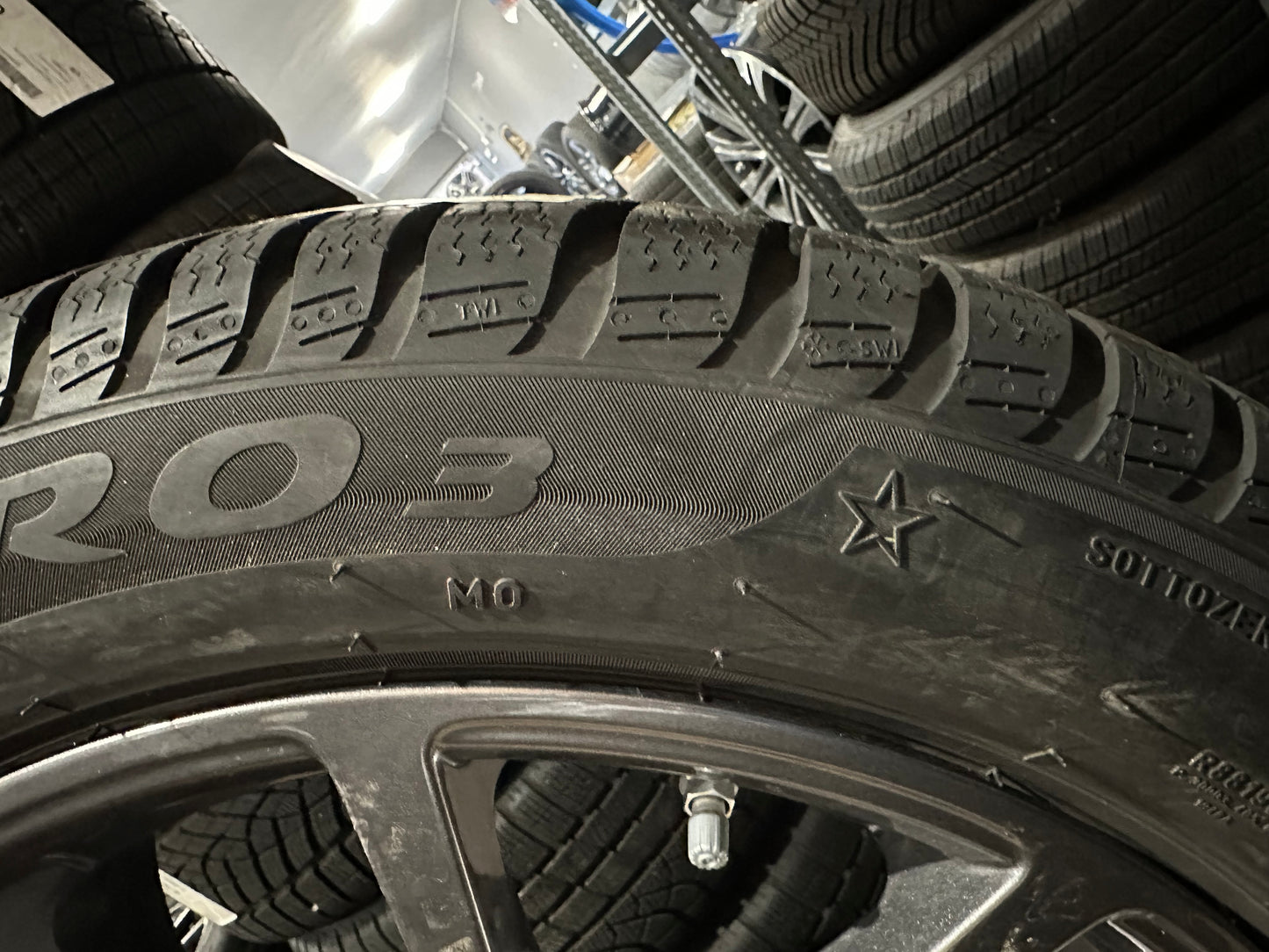 Оригинал Mercedes CLE Klasse W236 18 Zoll Мерцедес ЦЛЕ класа W236 18 цола джанти зимен комплект зимни гуми