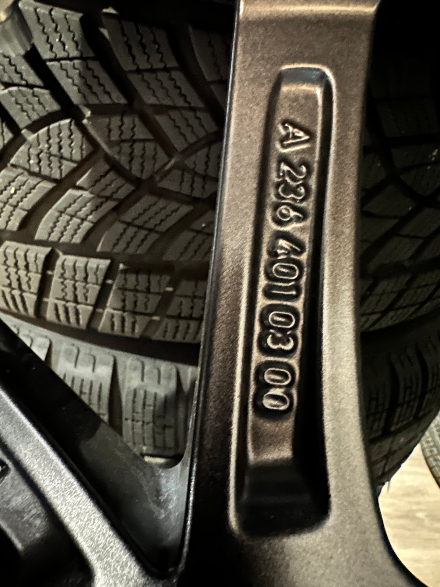 Оригинал Mercedes CLE Klasse W236 18 Zoll Мерцедес ЦЛЕ класа W236 18 цола джанти зимен комплект зимни гуми