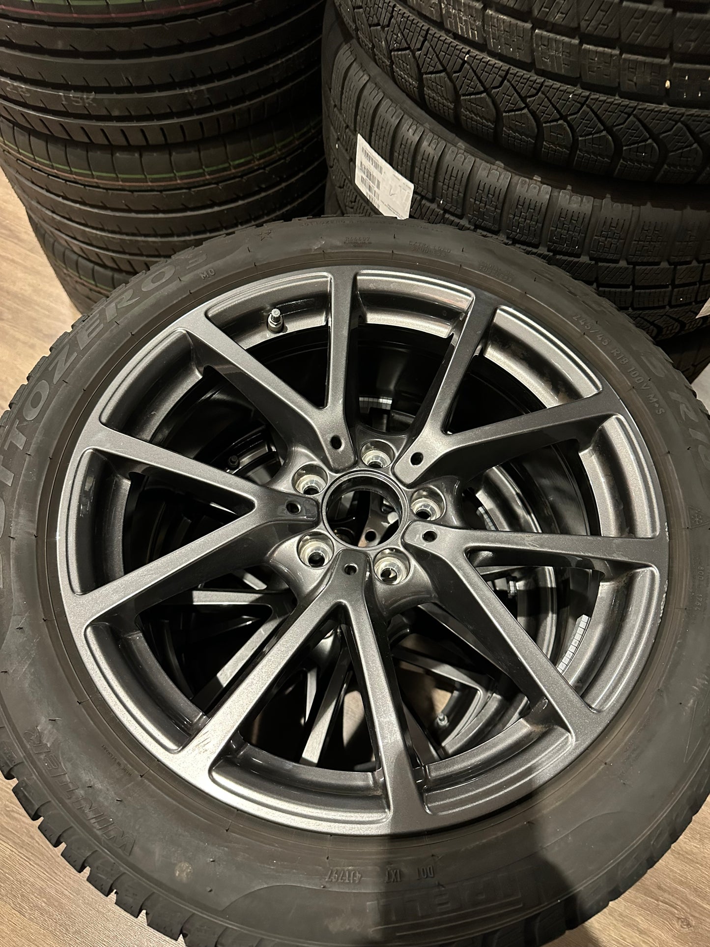 Оригинал Mercedes CLE Klasse W236 18 Zoll Мерцедес ЦЛЕ класа W236 18 цола джанти зимен комплект зимни гуми