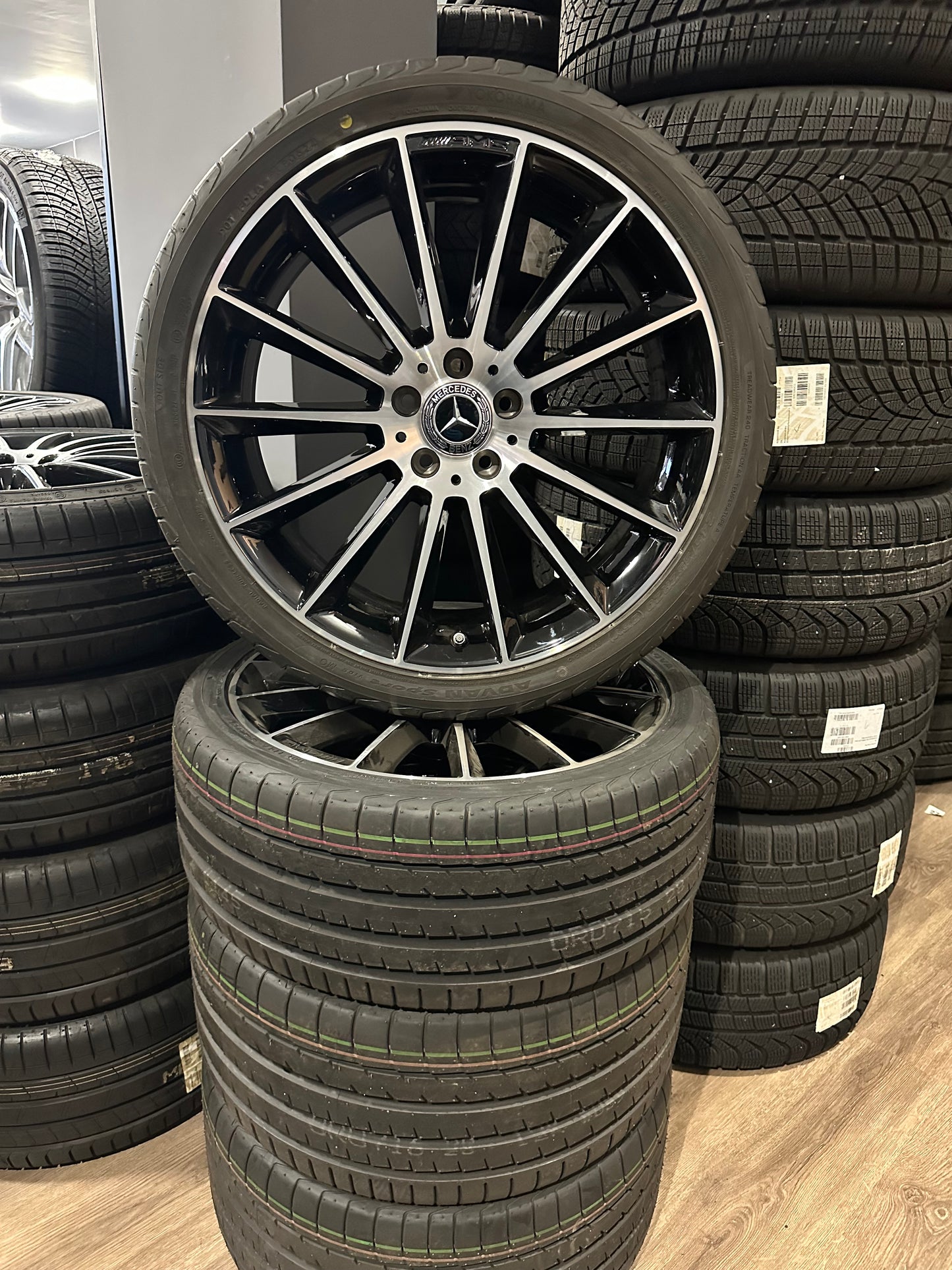 Оригинал Като нови Mercedes CLS AMG W257 20 Zoll Мерцедес Цлс 20 цола джанти летен комплект летни гуми